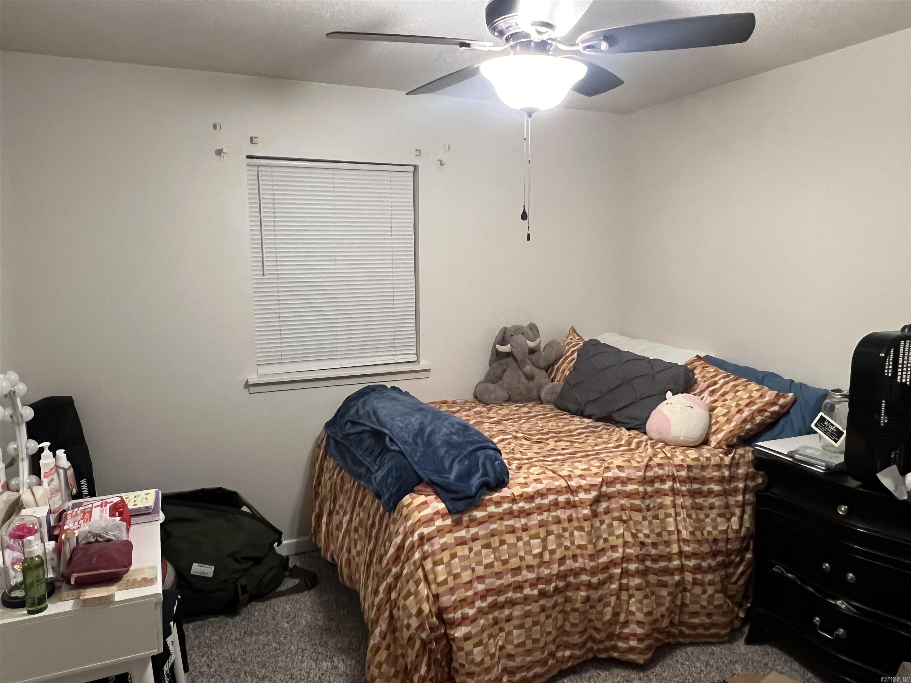 HOLLYWOOD HEIGHTS - Residential