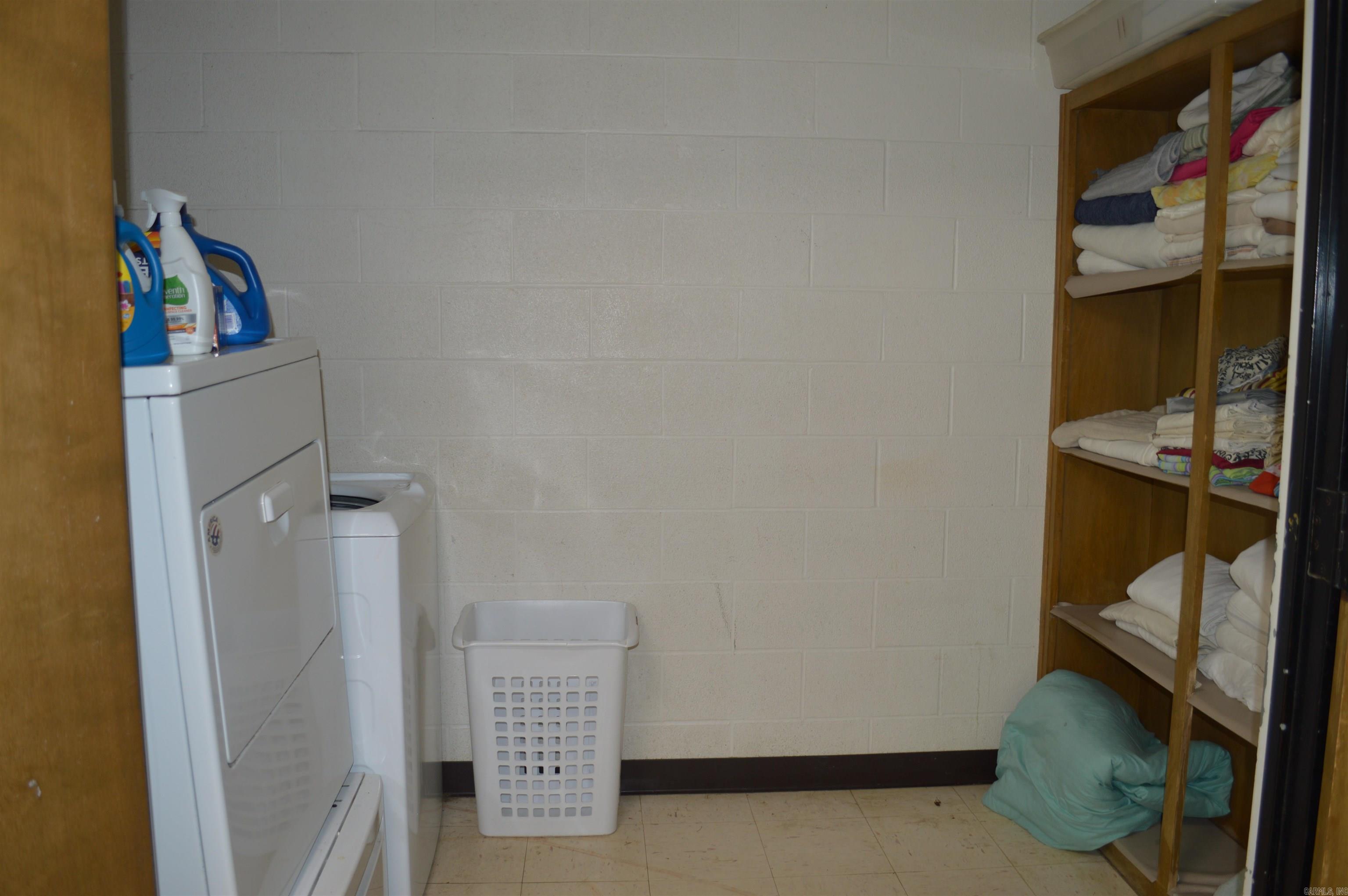 Harding D - Commercial Sale