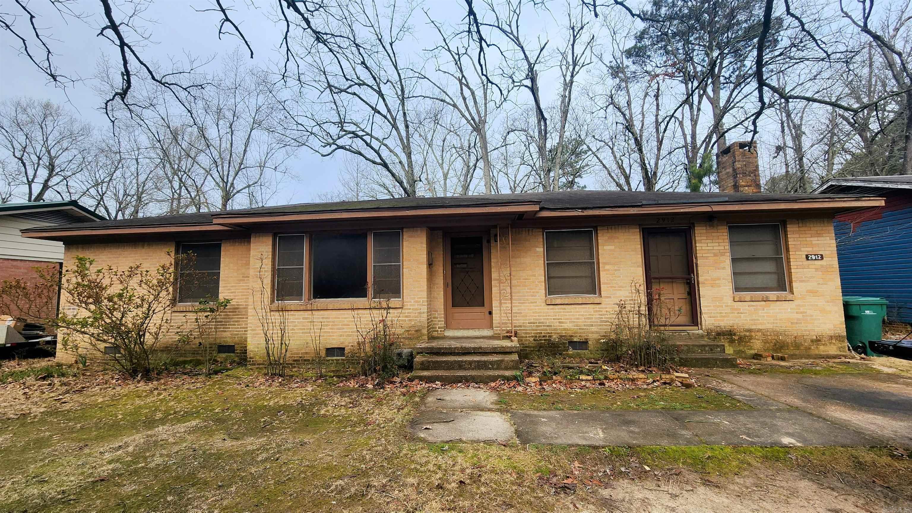 ELLIS - Residential