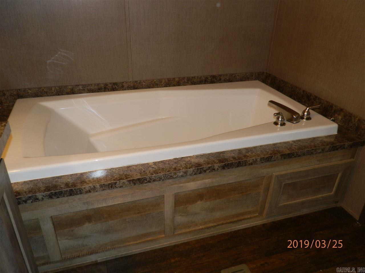 Metes & Bounds - Residential Lease