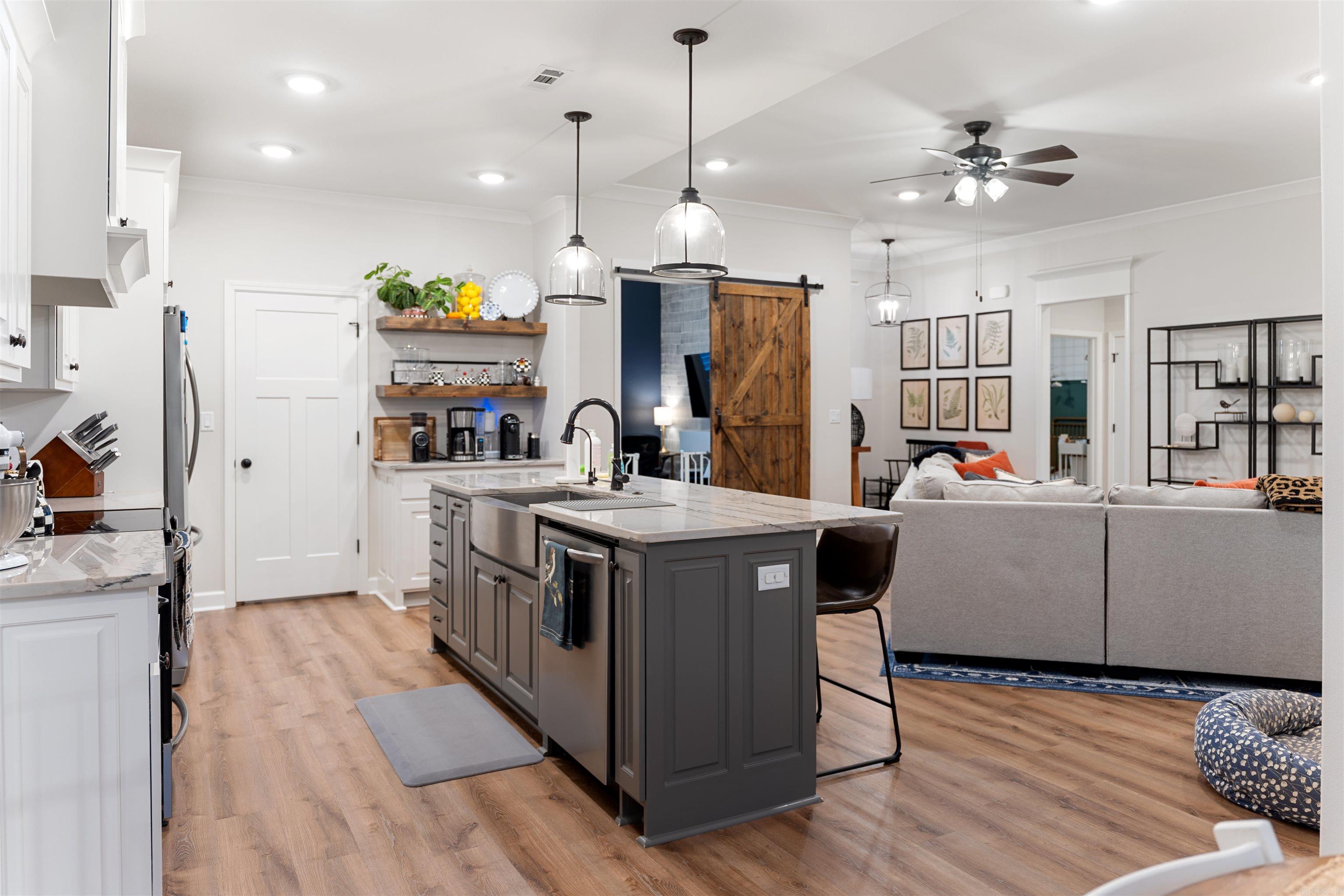 DAWSONS POINTE - Residential