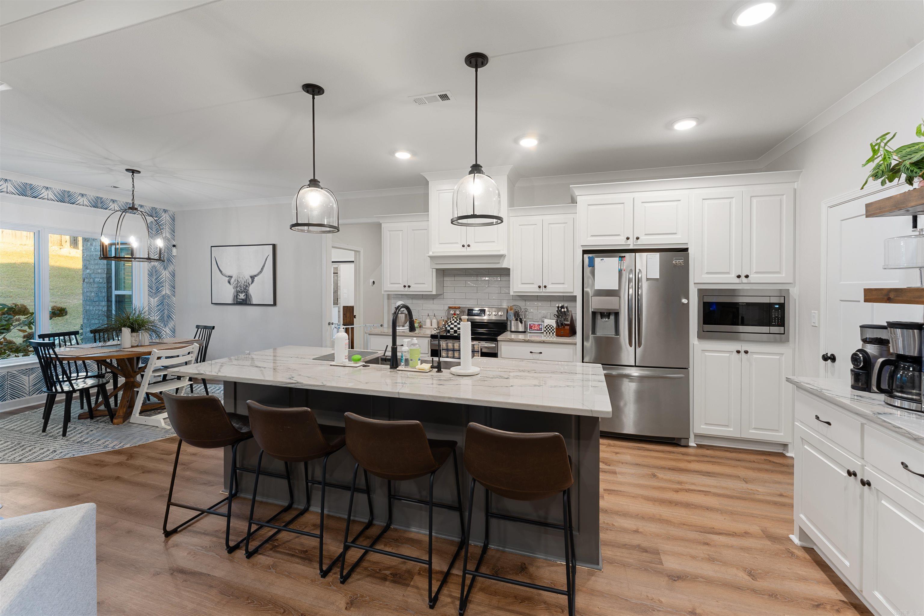 DAWSONS POINTE - Residential