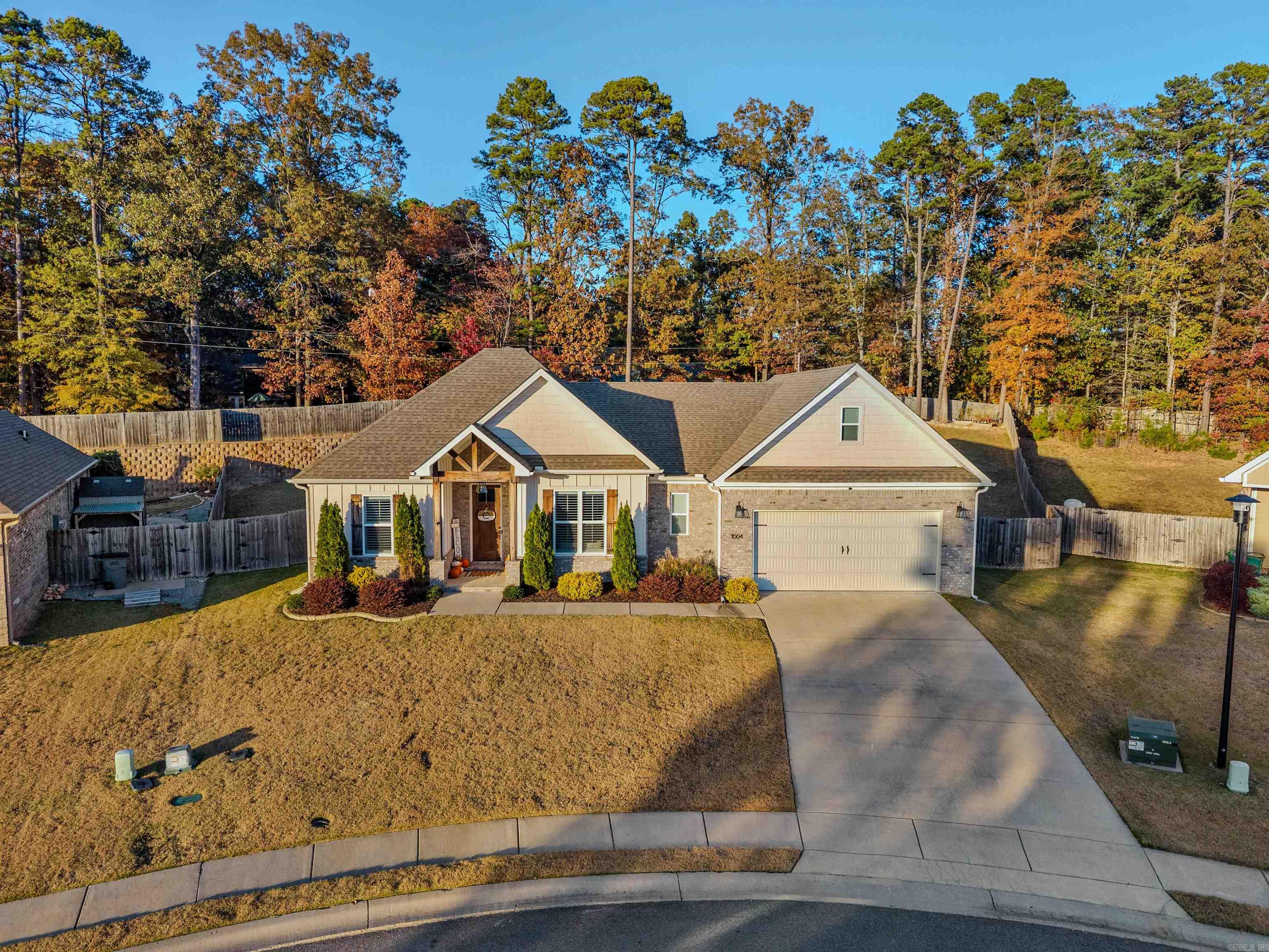 DAWSONS POINTE - Residential