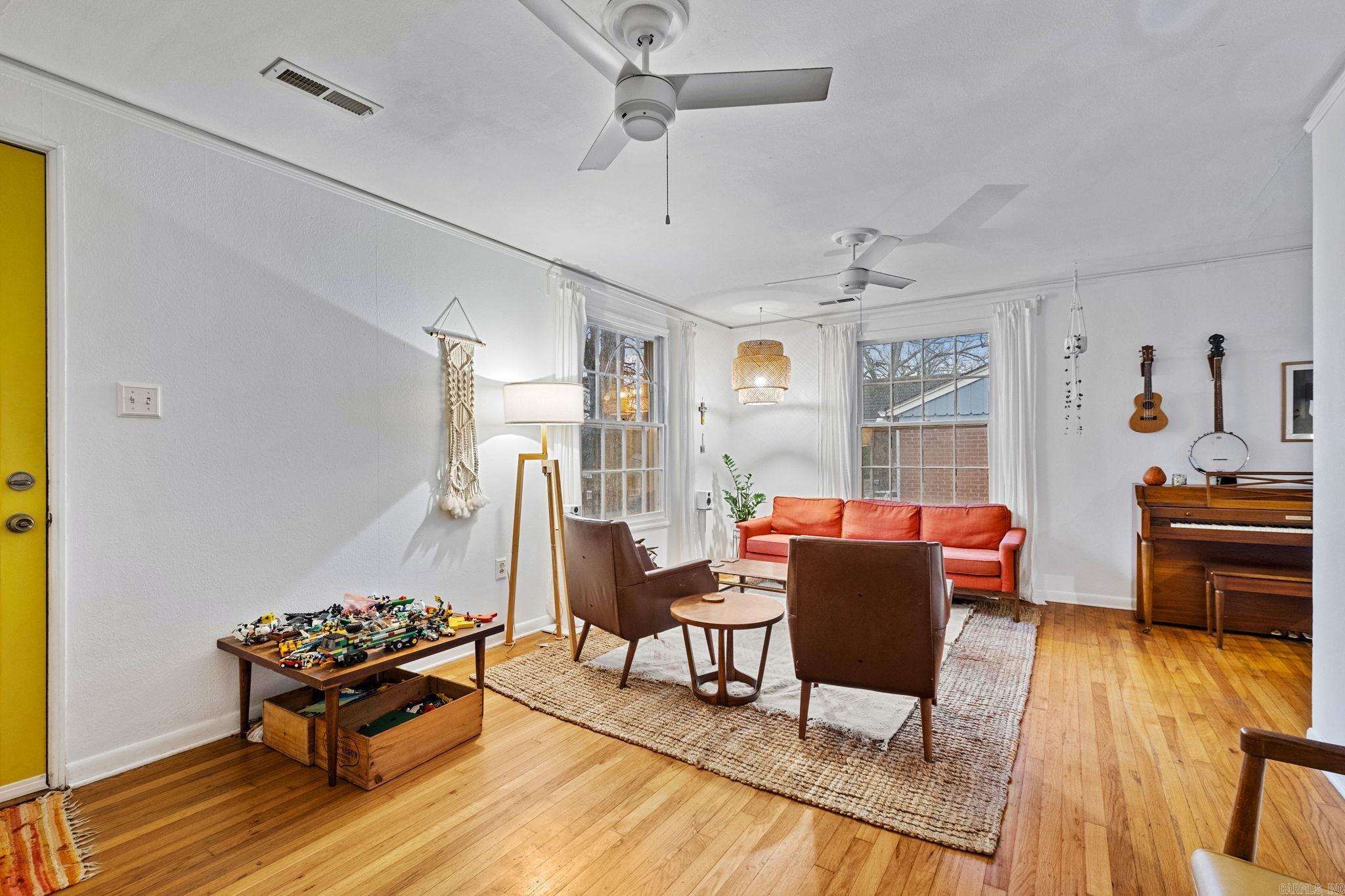 OAK FOREST - Residential