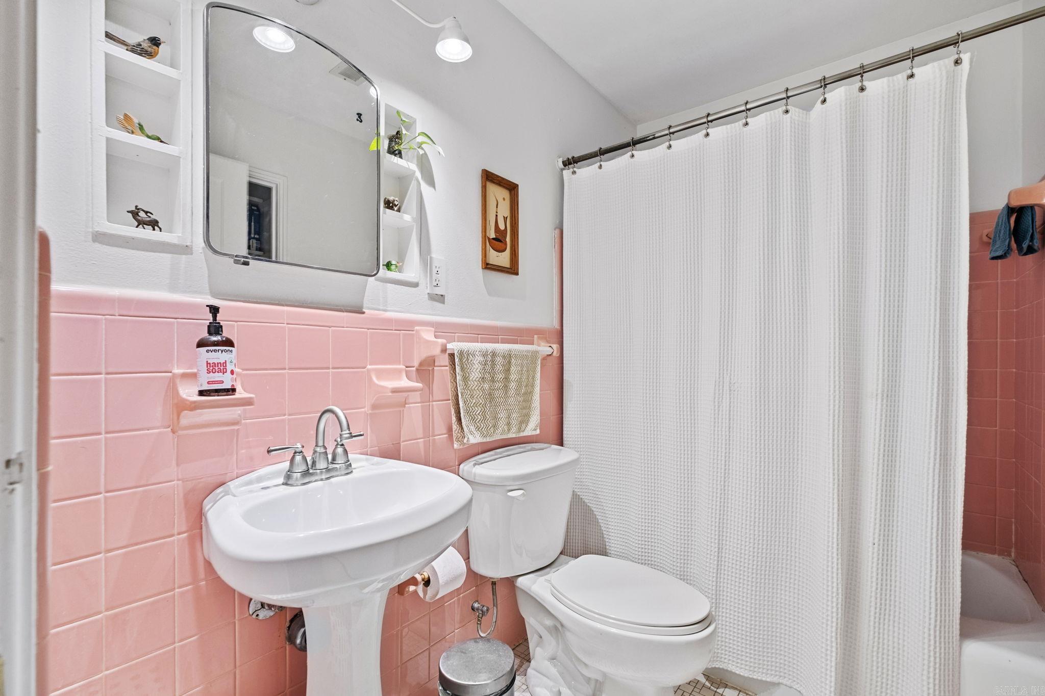 OAK FOREST - Residential