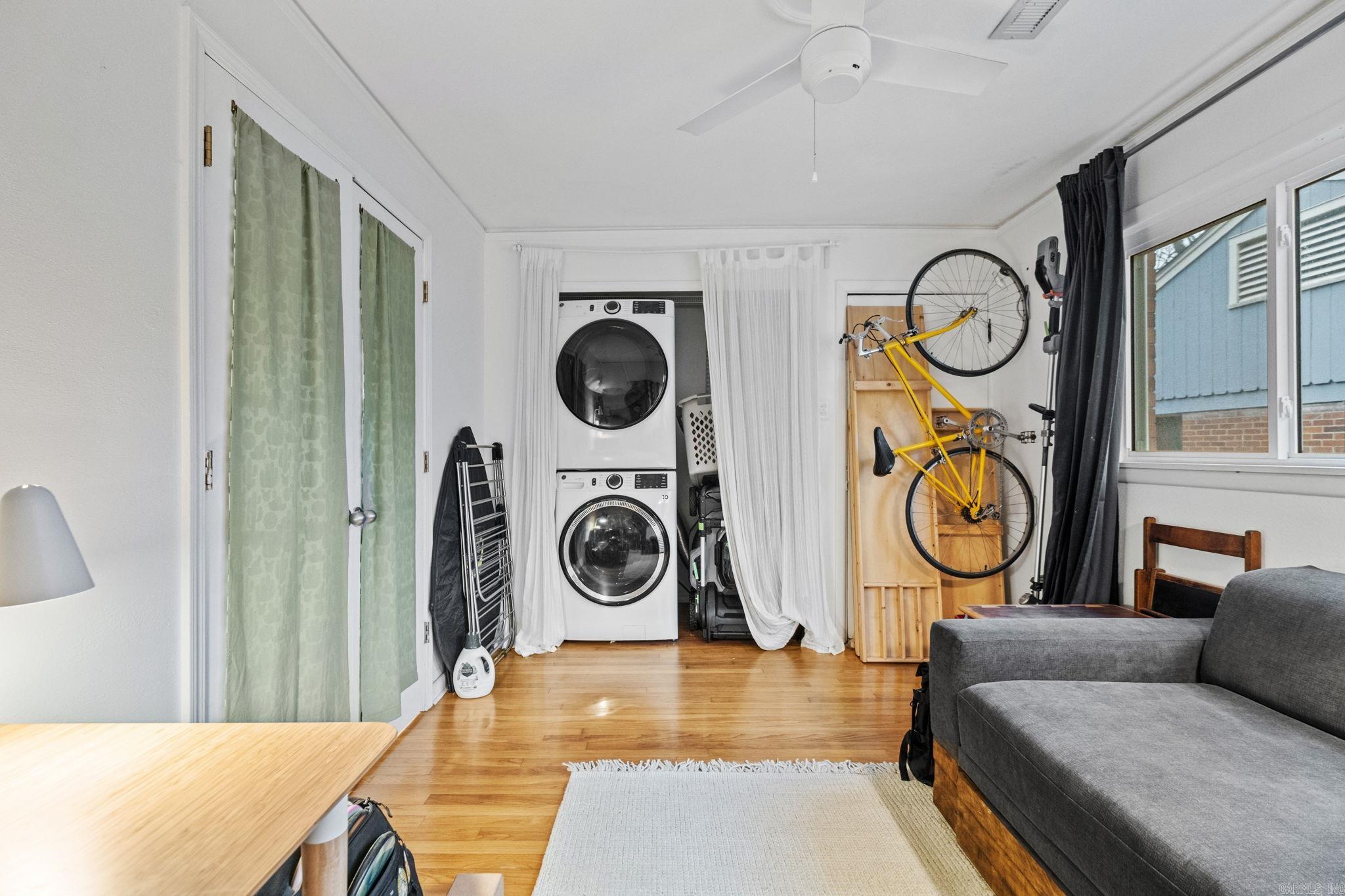 OAK FOREST - Residential