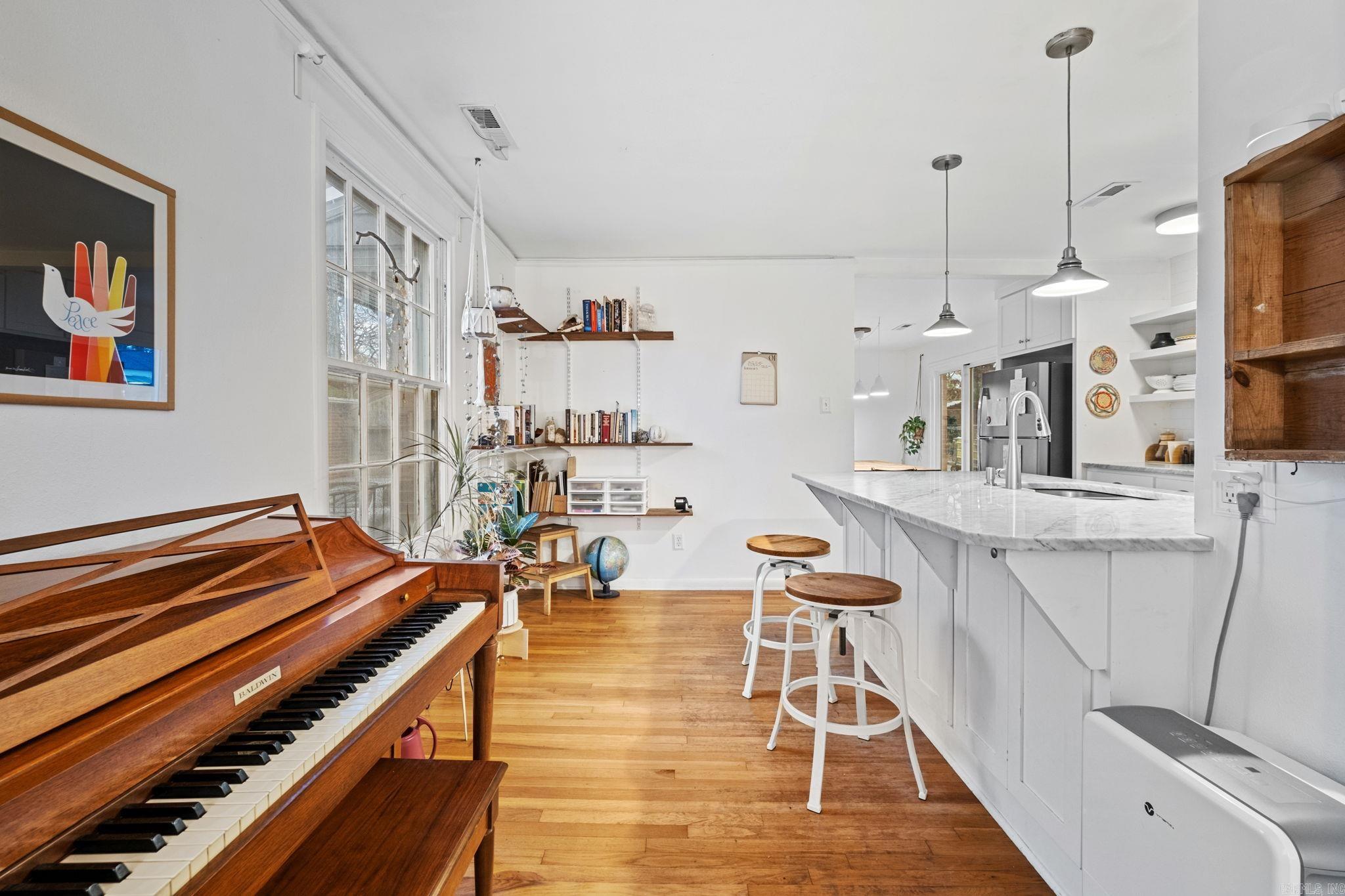 OAK FOREST - Residential