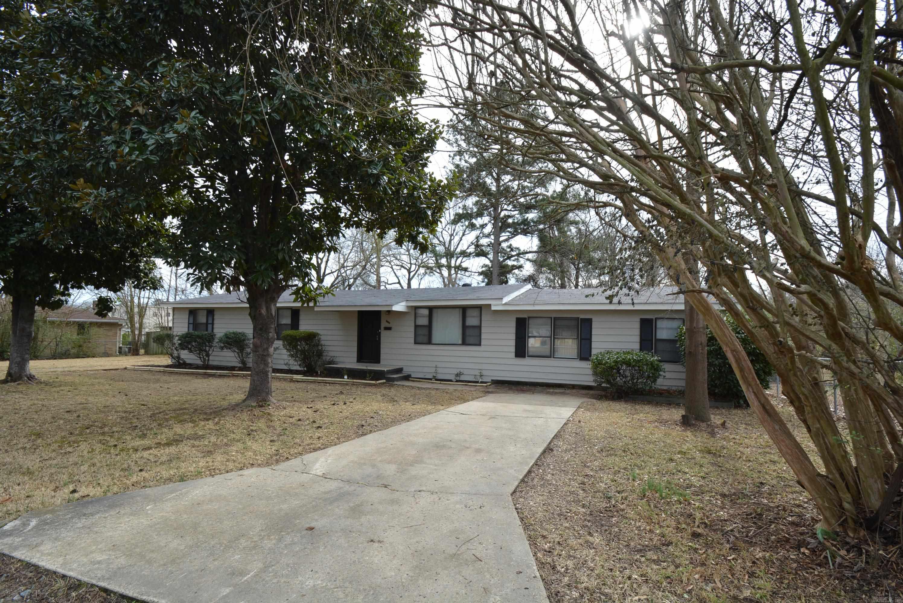 1N-12-32 - Residential Lease