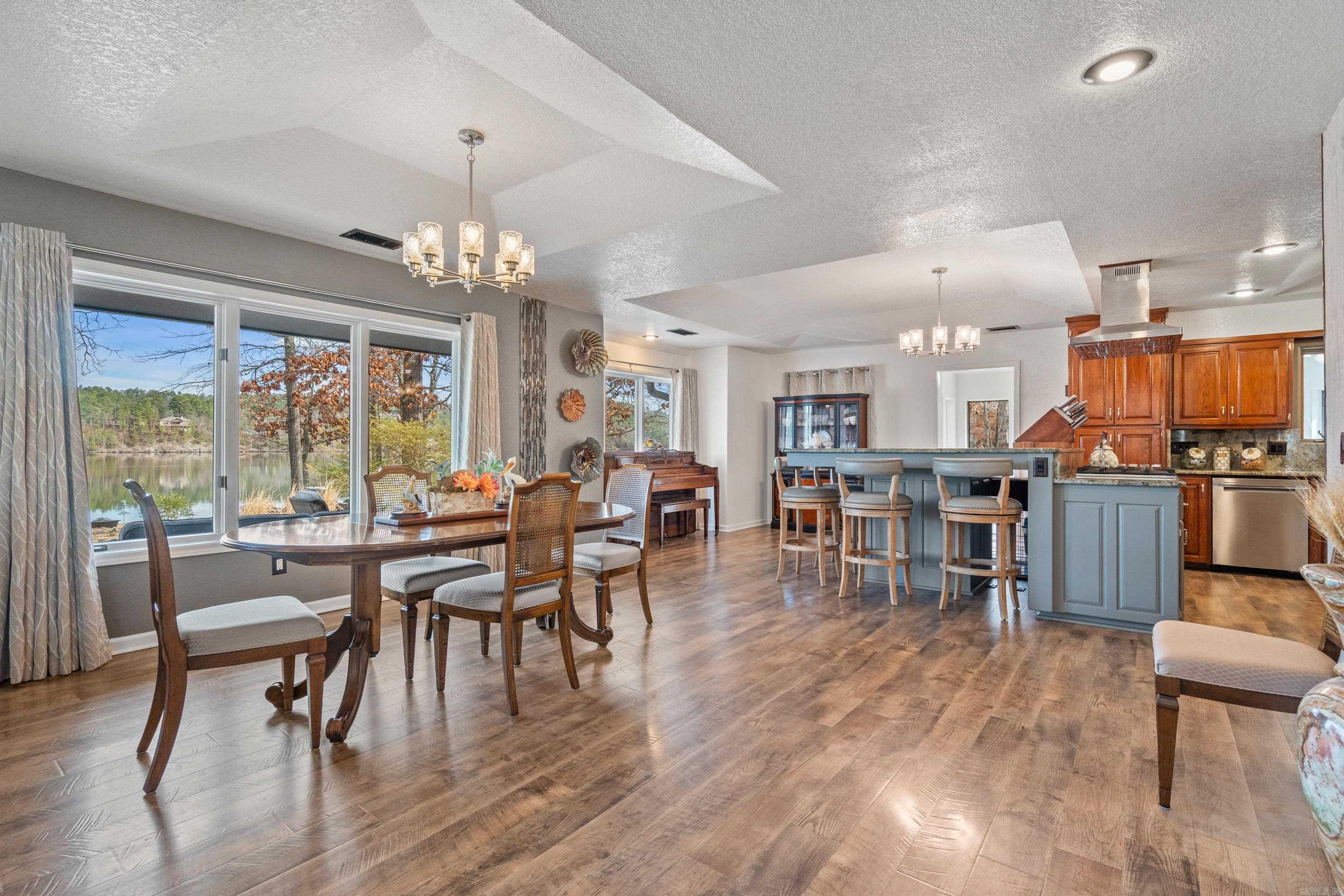 Ronquillo - Residential