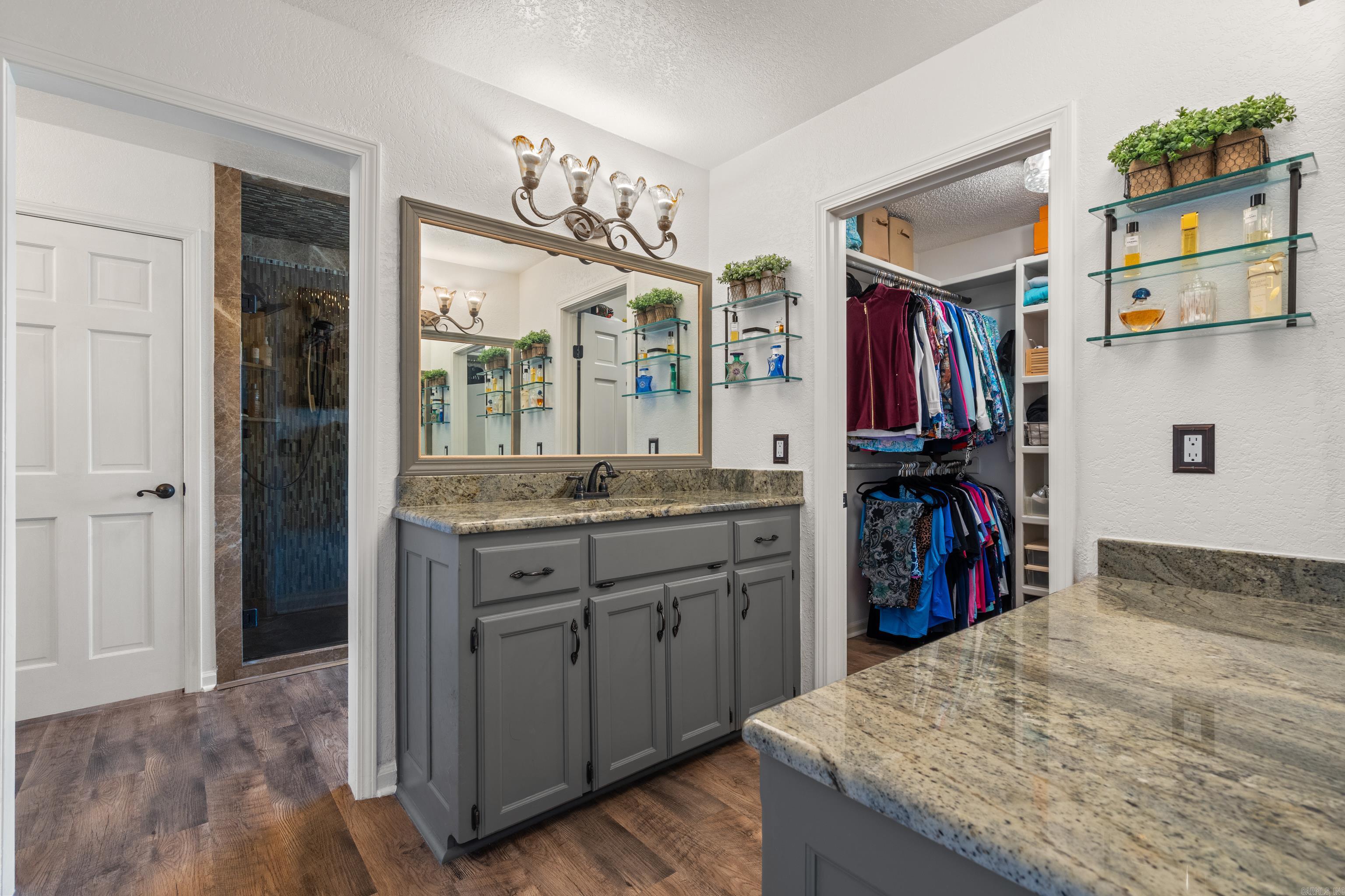 Ronquillo - Residential