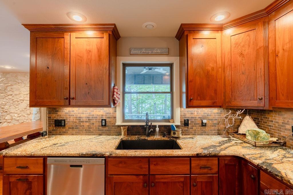 Tannenbaum-Lake - Residential