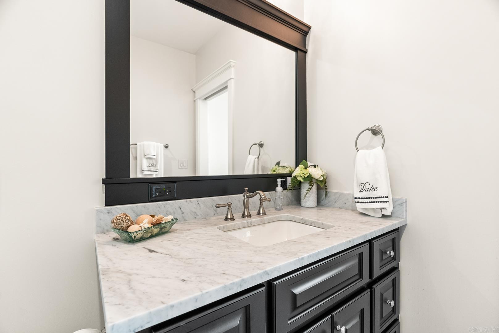 RIVER MARKET PLACE - Residential