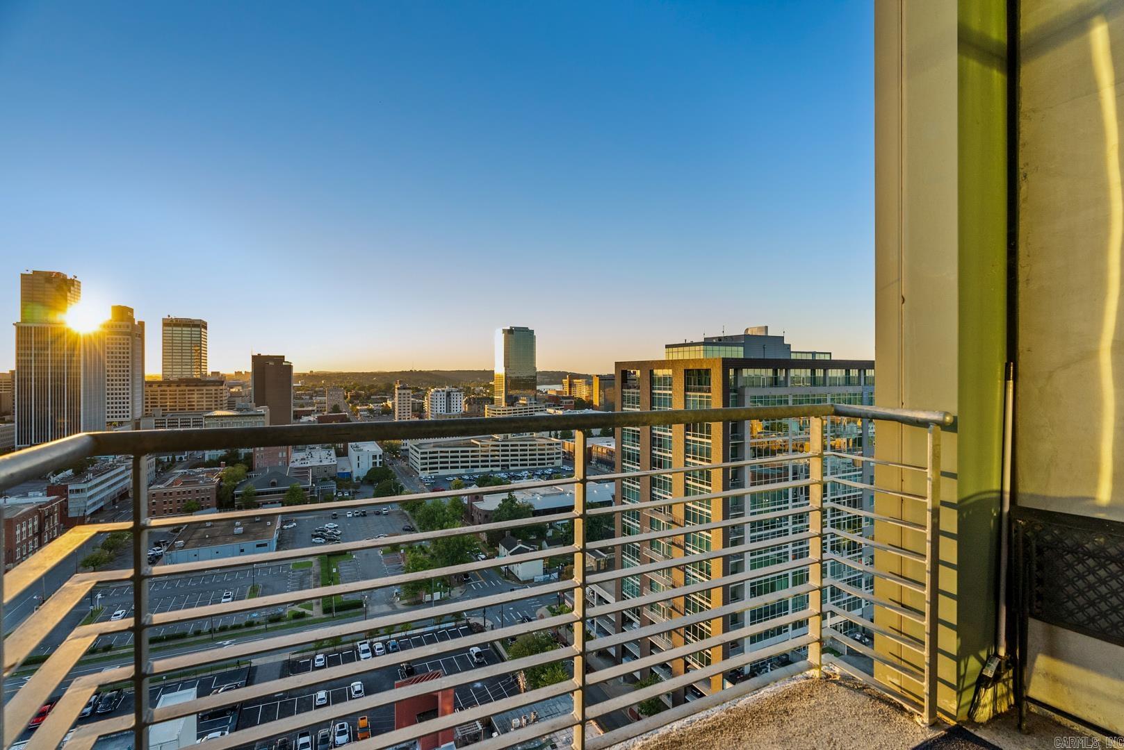 RIVER MARKET PLACE - Residential