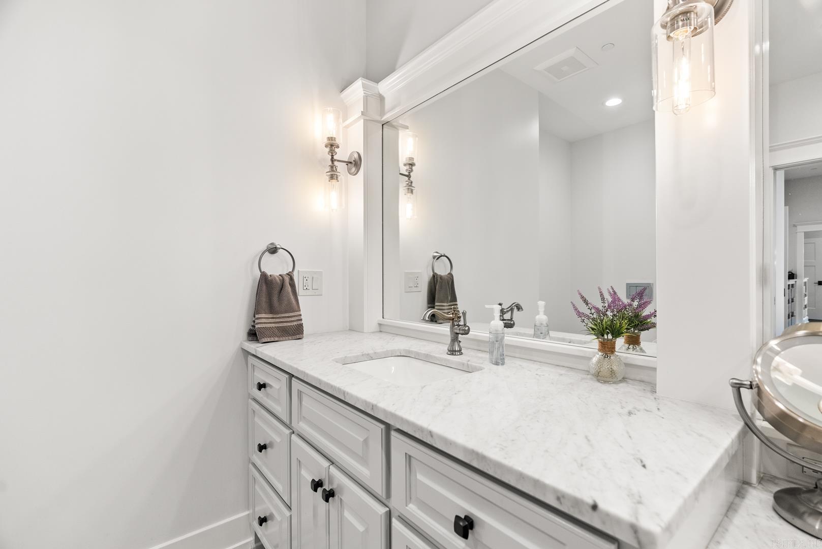 RIVER MARKET PLACE - Residential