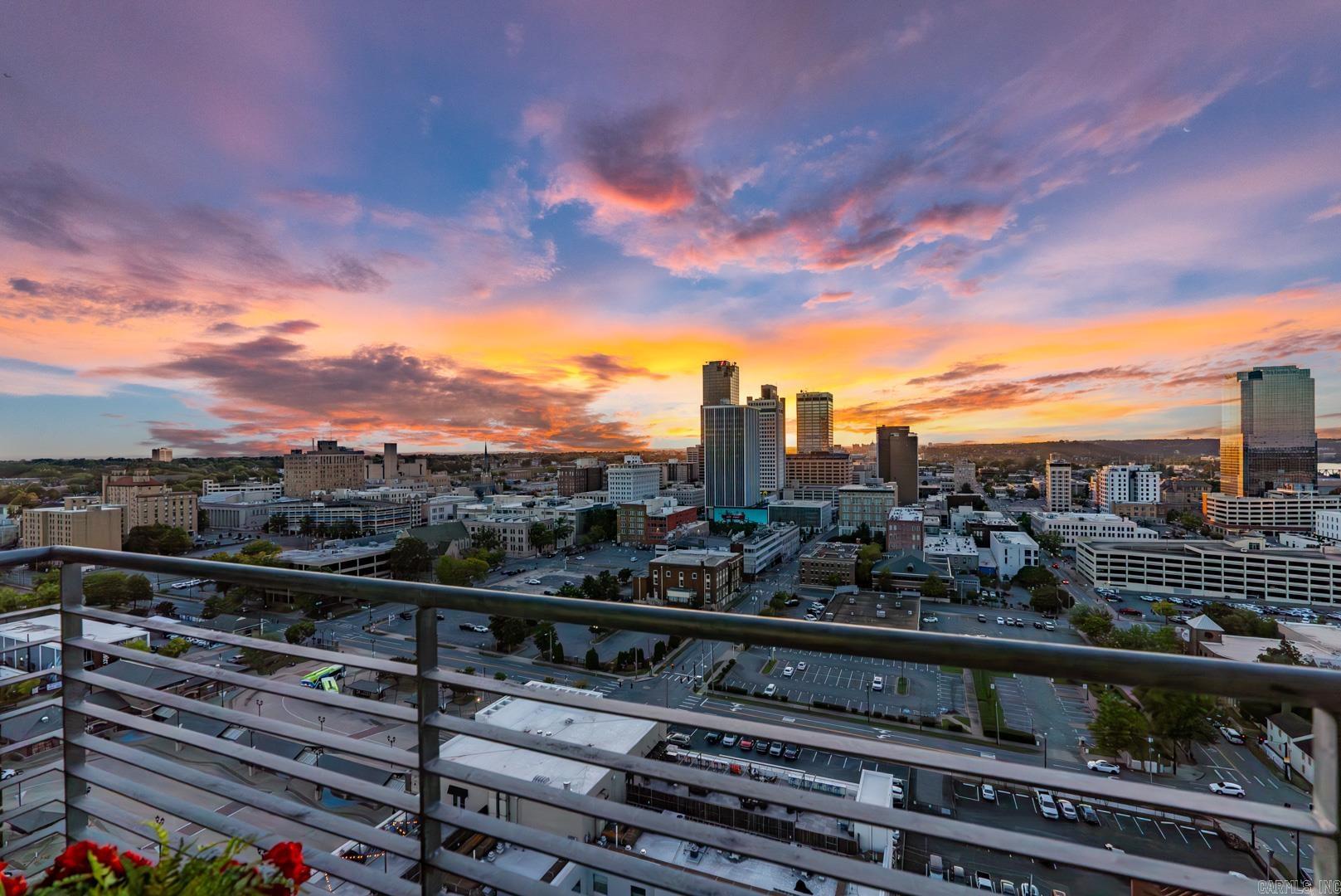 RIVER MARKET PLACE - Residential