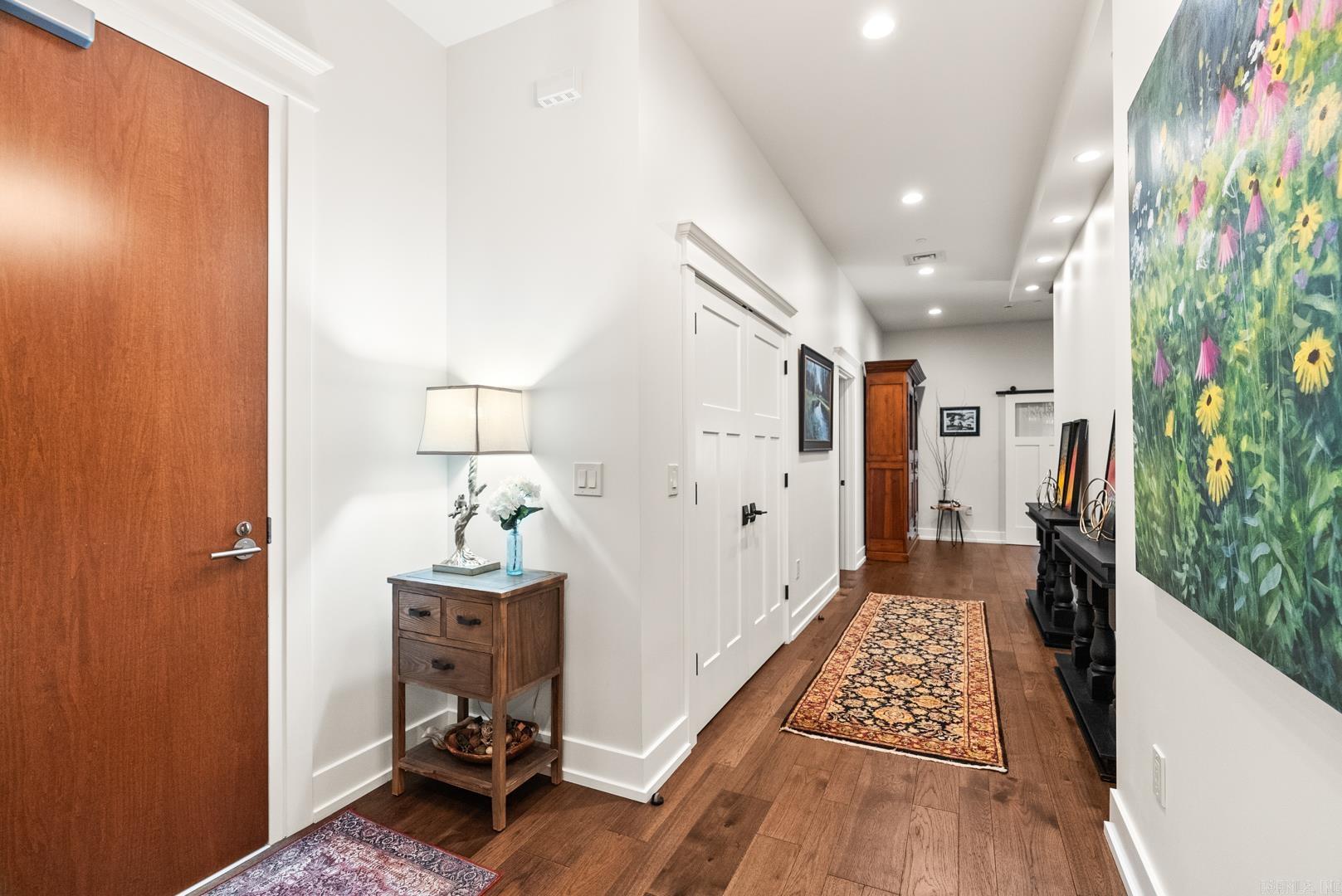 RIVER MARKET PLACE - Residential