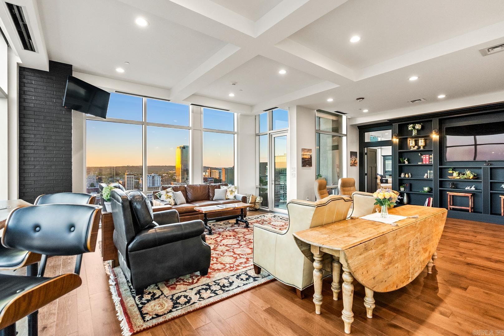 RIVER MARKET PLACE - Residential