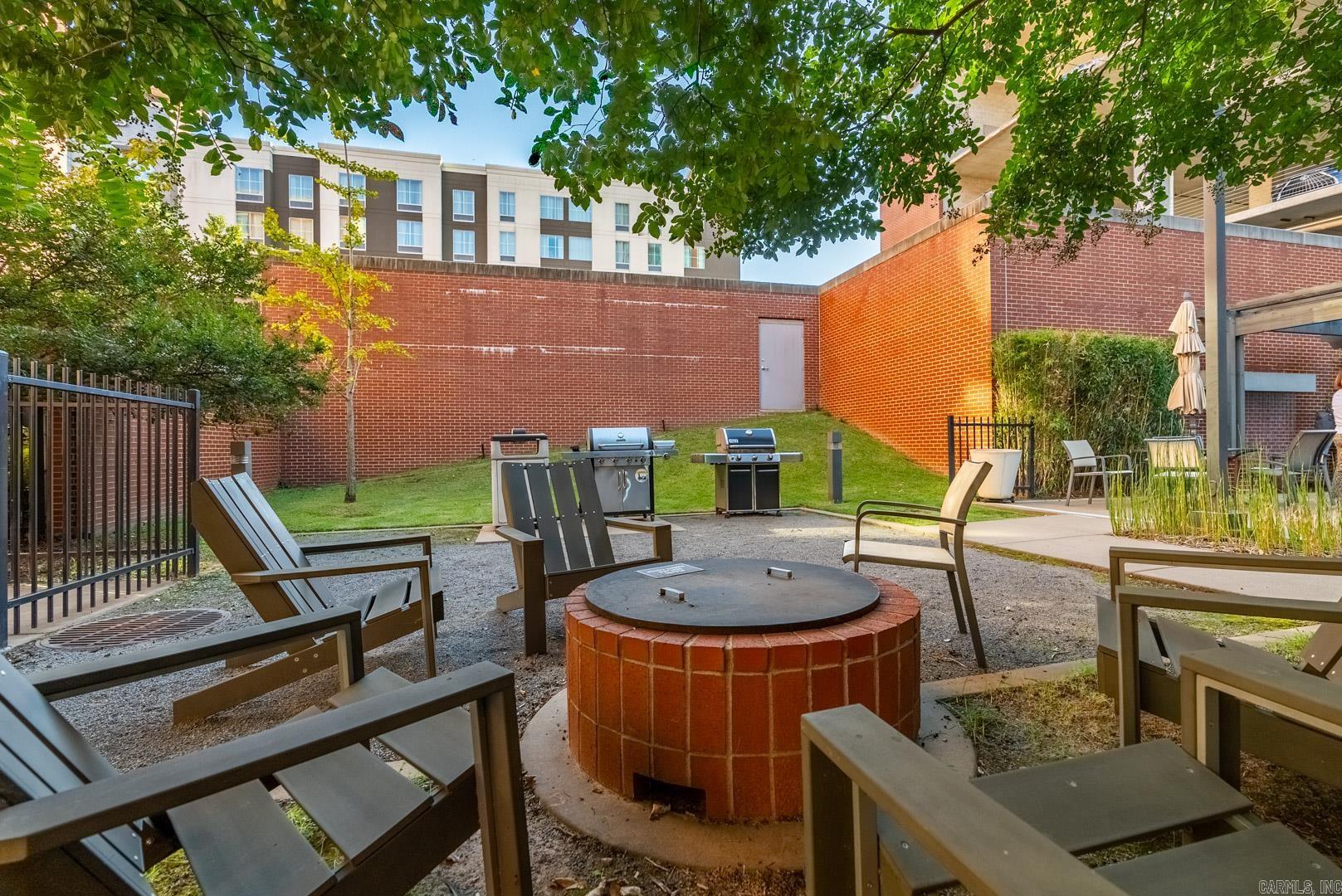 RIVER MARKET PLACE - Residential