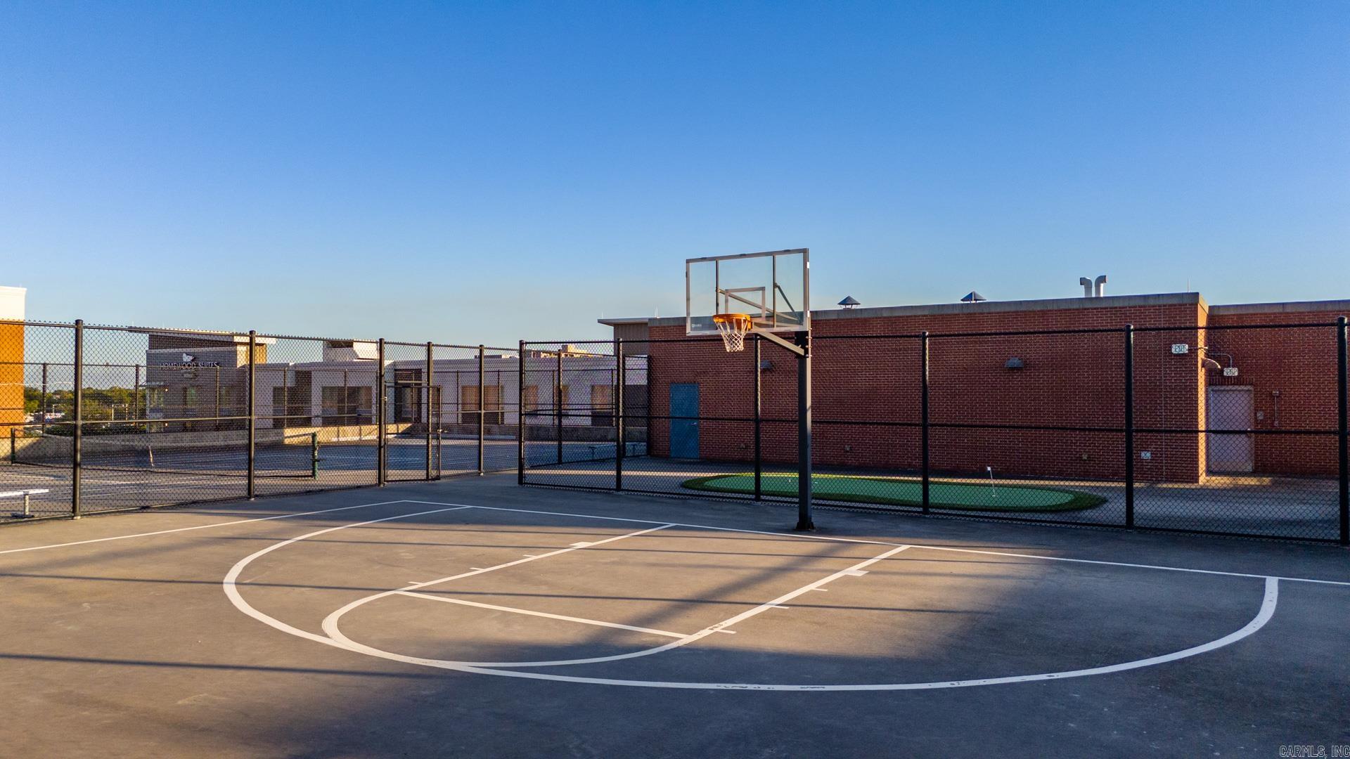 RIVER MARKET PLACE - Residential