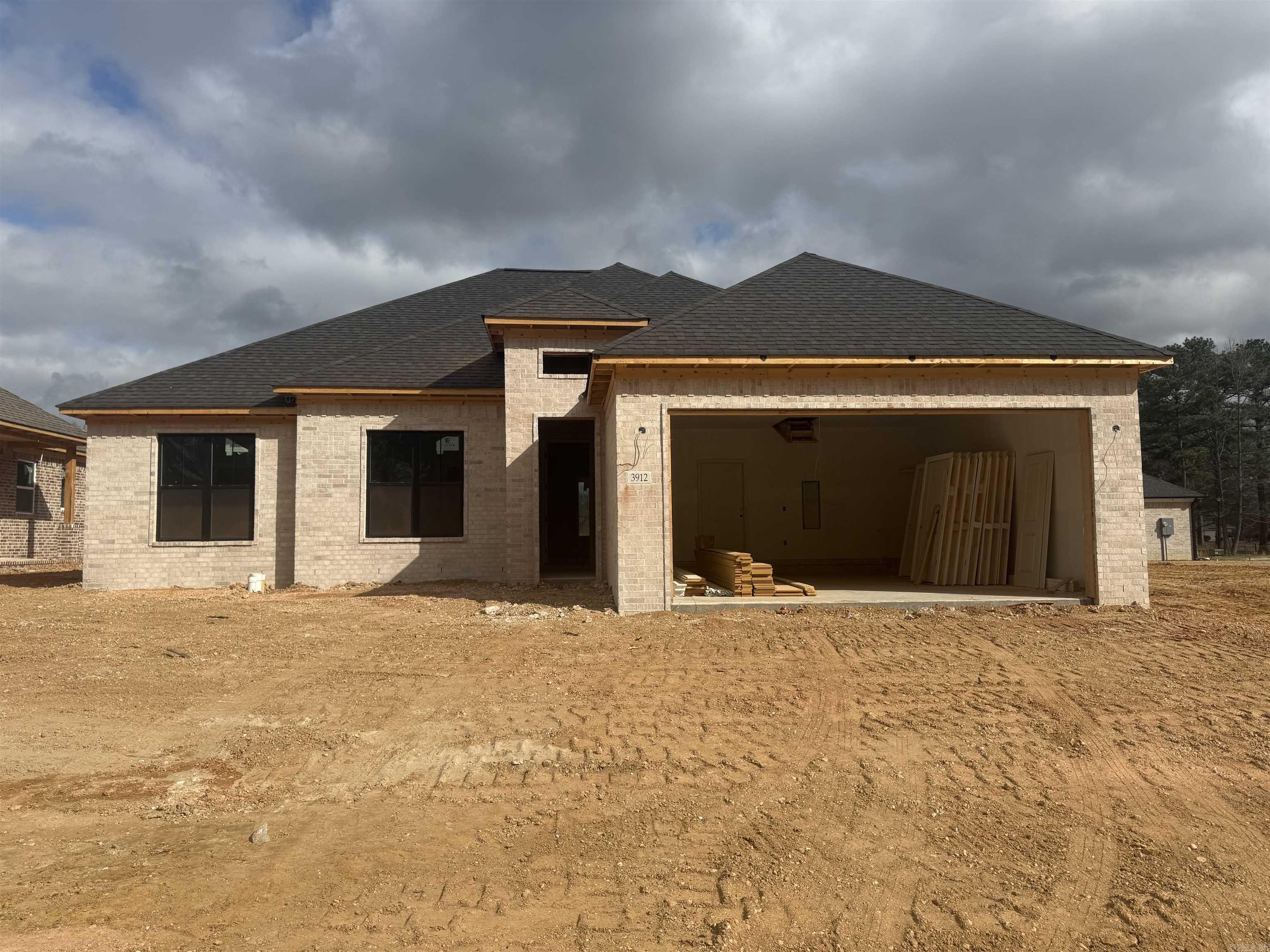 SPENCER CROSSING LLC - Residential