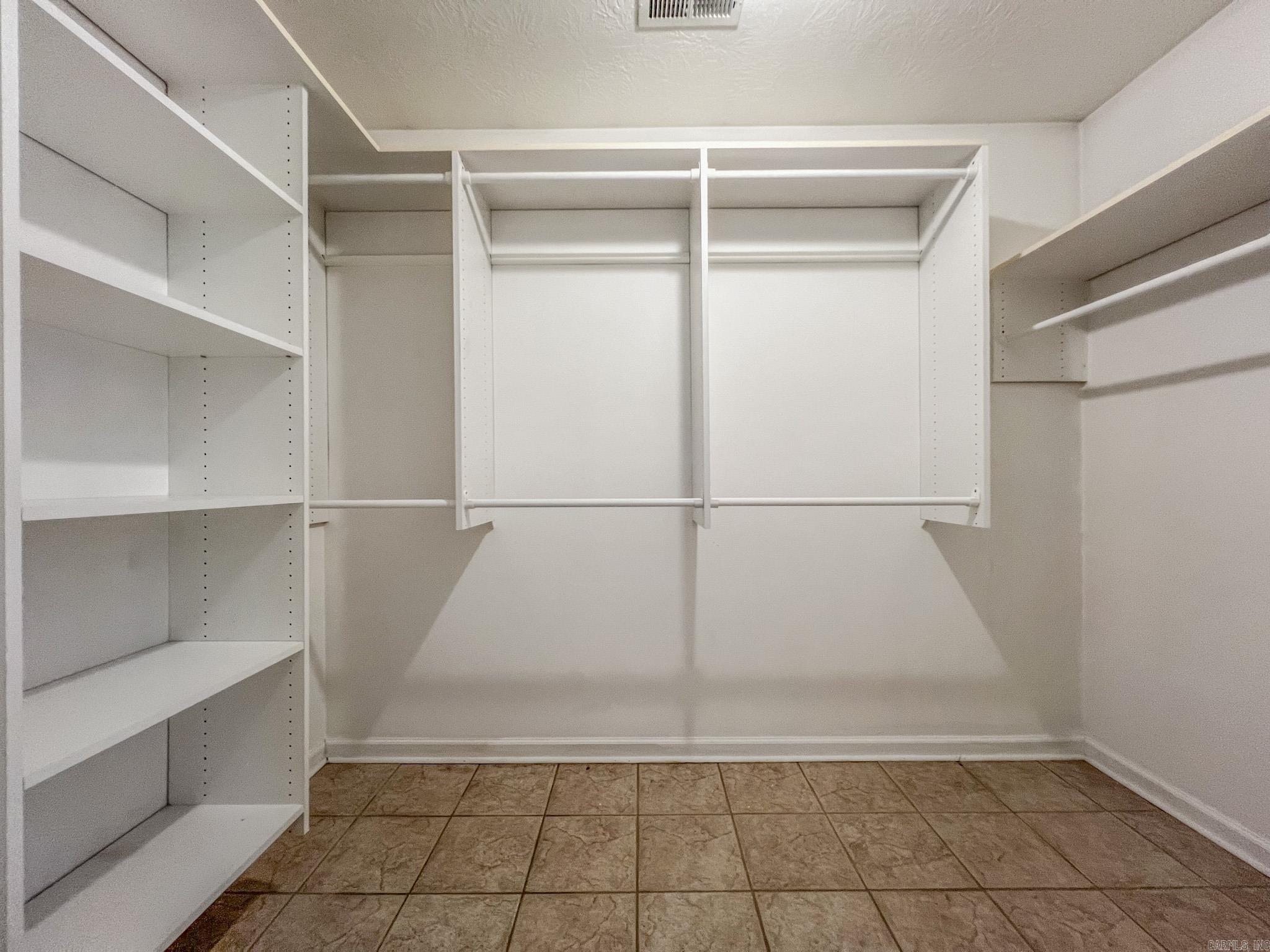 DELTA HIGHLANDS SUBDIVISION - Residential