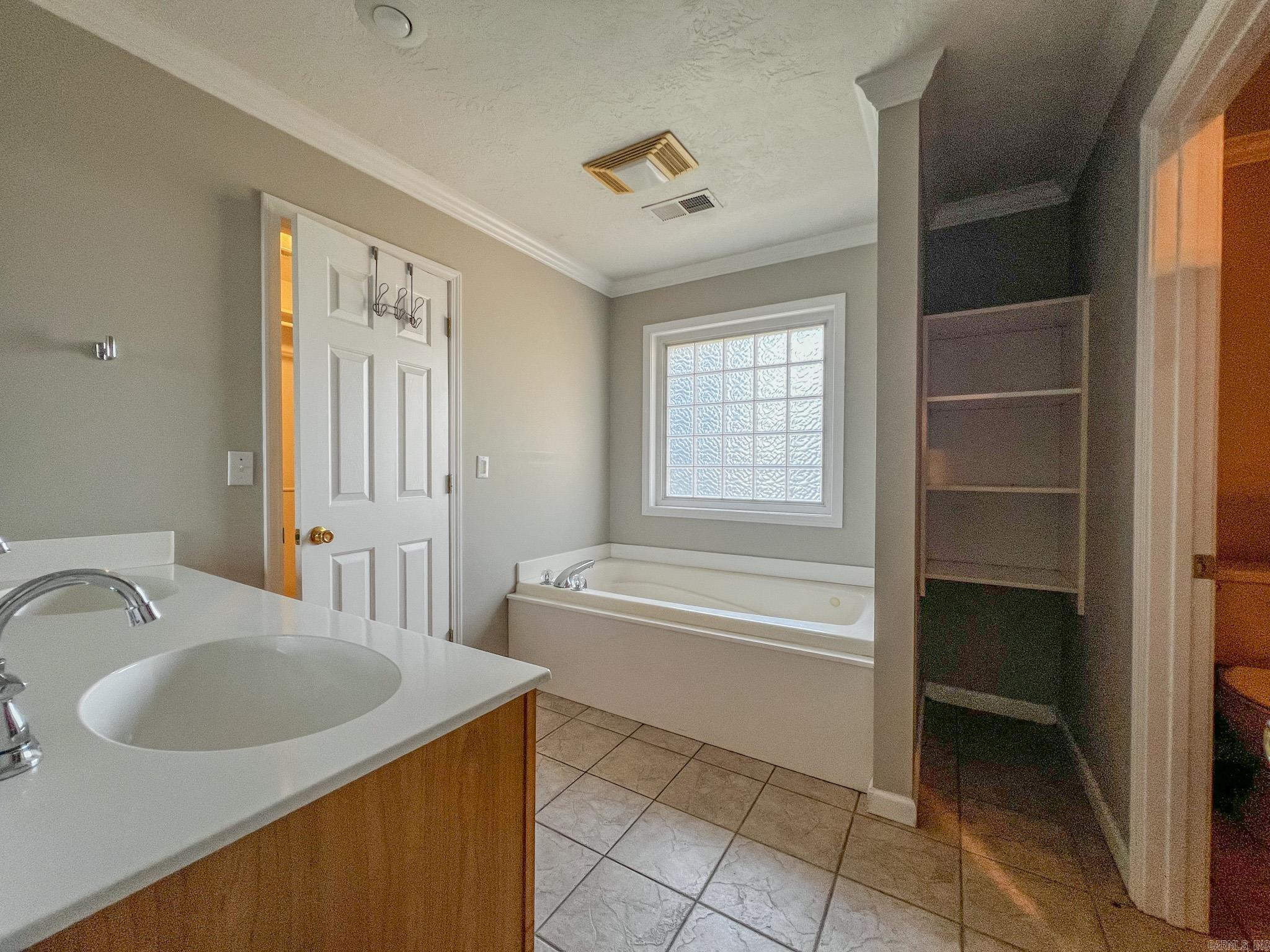 DELTA HIGHLANDS SUBDIVISION - Residential