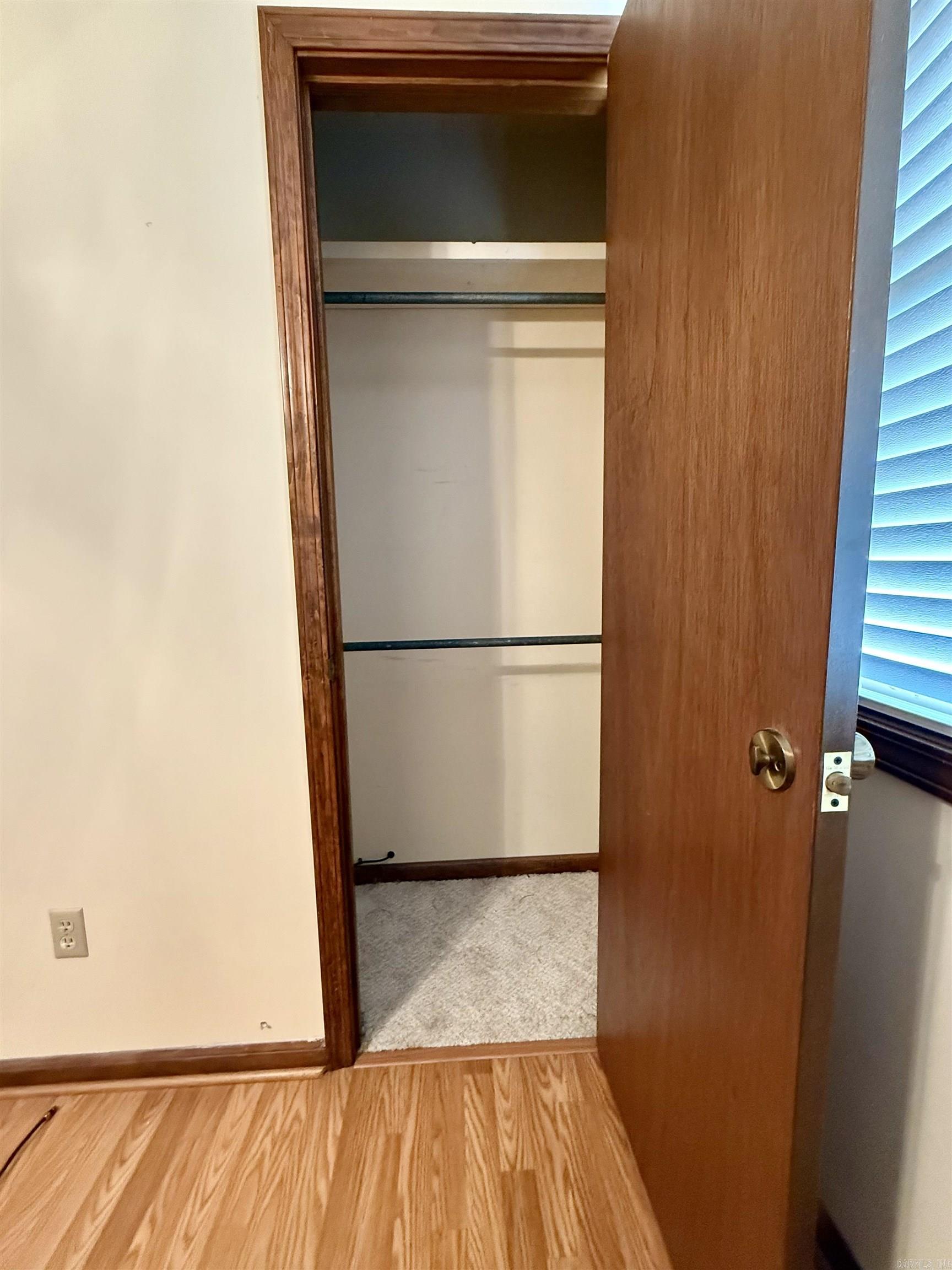 WINDFIELD PLACE - Residential