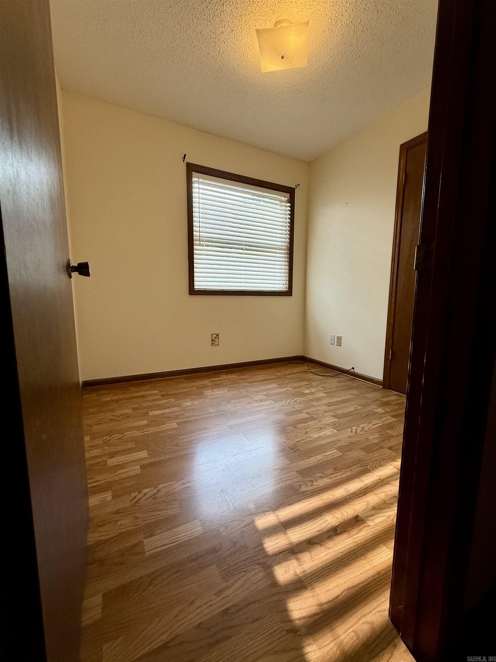 WINDFIELD PLACE - Residential