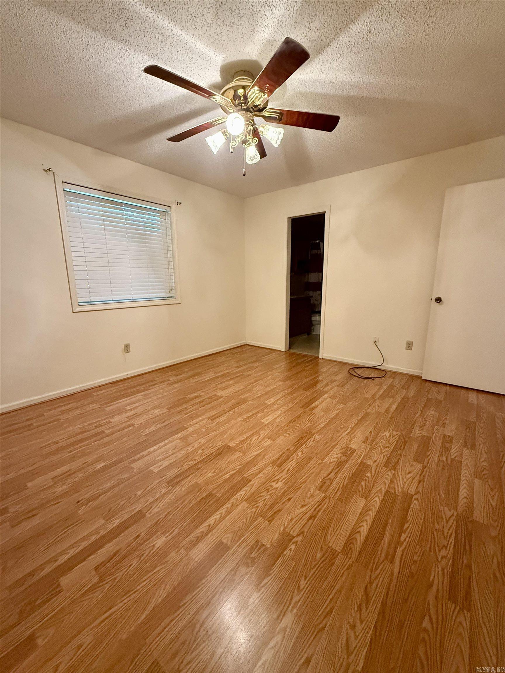 WINDFIELD PLACE - Residential