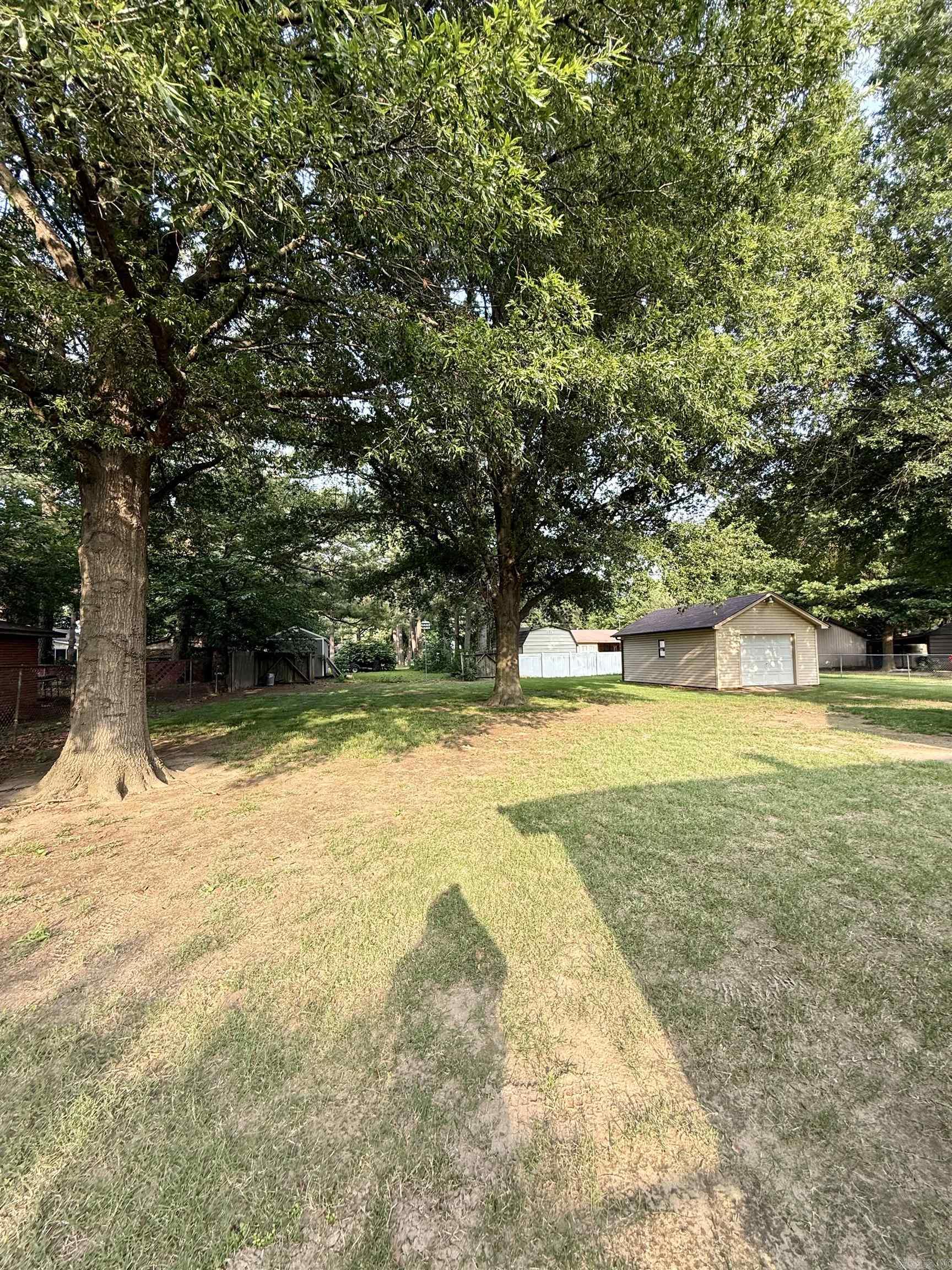 WINDFIELD PLACE - Residential