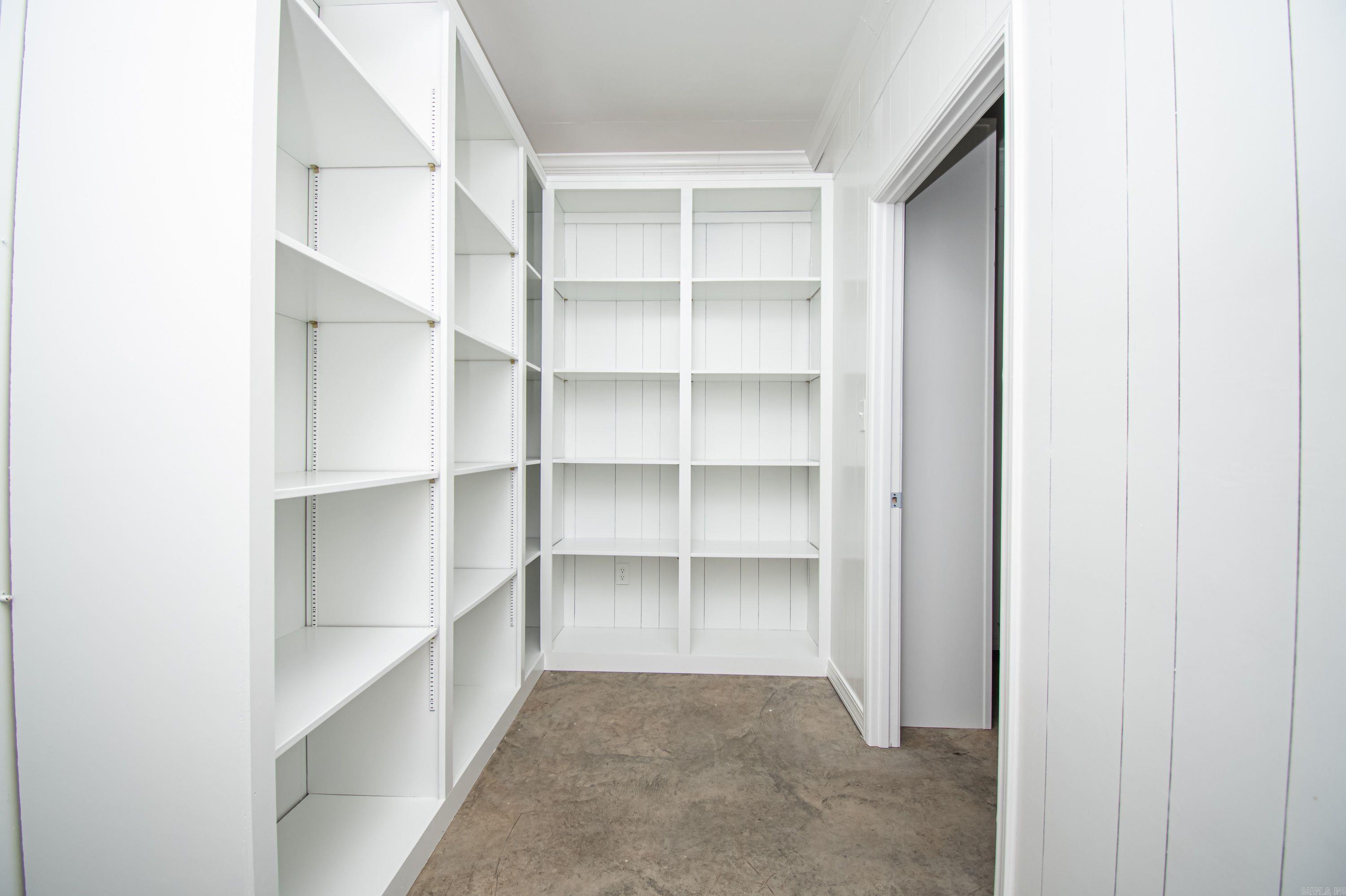 Mellors - Residential