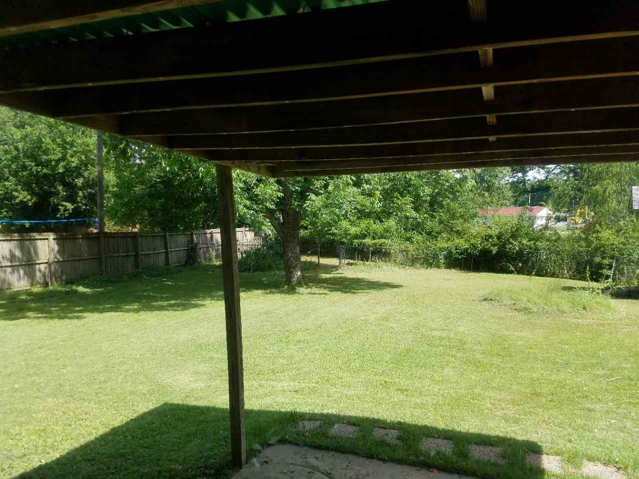 Ellis Acres - Residential Lease