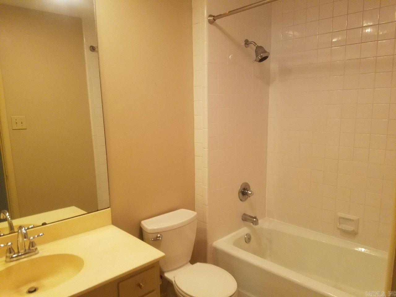 Ellis Acres - Residential Lease