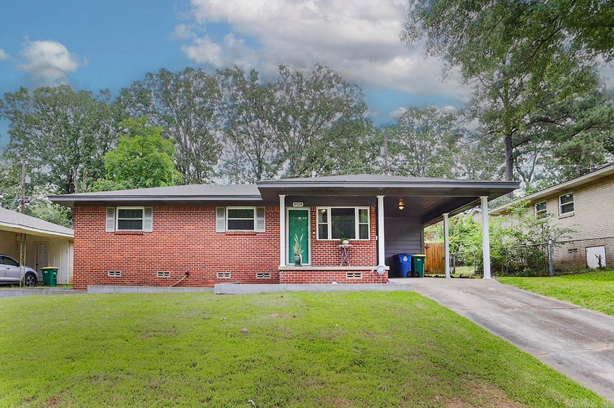 Come see this home- full of charm, starting with the original hardwood floors that have been nicely refinished. The layout is simple and functional. 3 bedrooms, 1 full bath, and tons of natural light. Step outside and you'll find a large deck that is made for entertaining, including a custom grill and prep station. It is perfect for summer evenings or weekend gatherings. This home is move-in ready and also gives you room to add your own style over time. Whether you're a first time homebuyer, downsizing, or looking for a solid investment, there's a lot of potential here.