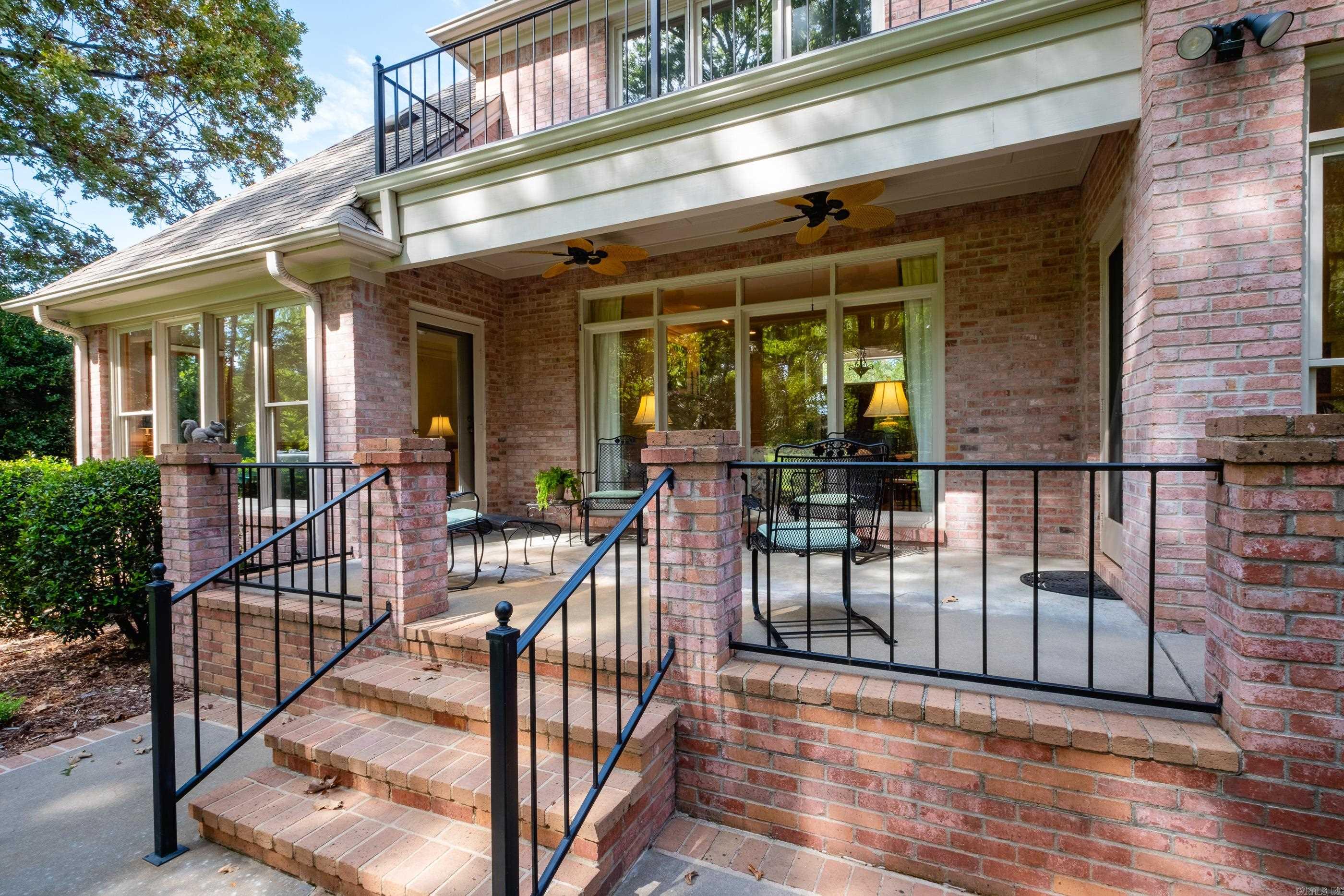 CHENAL VALLEY AVIGNON COURT - Residential