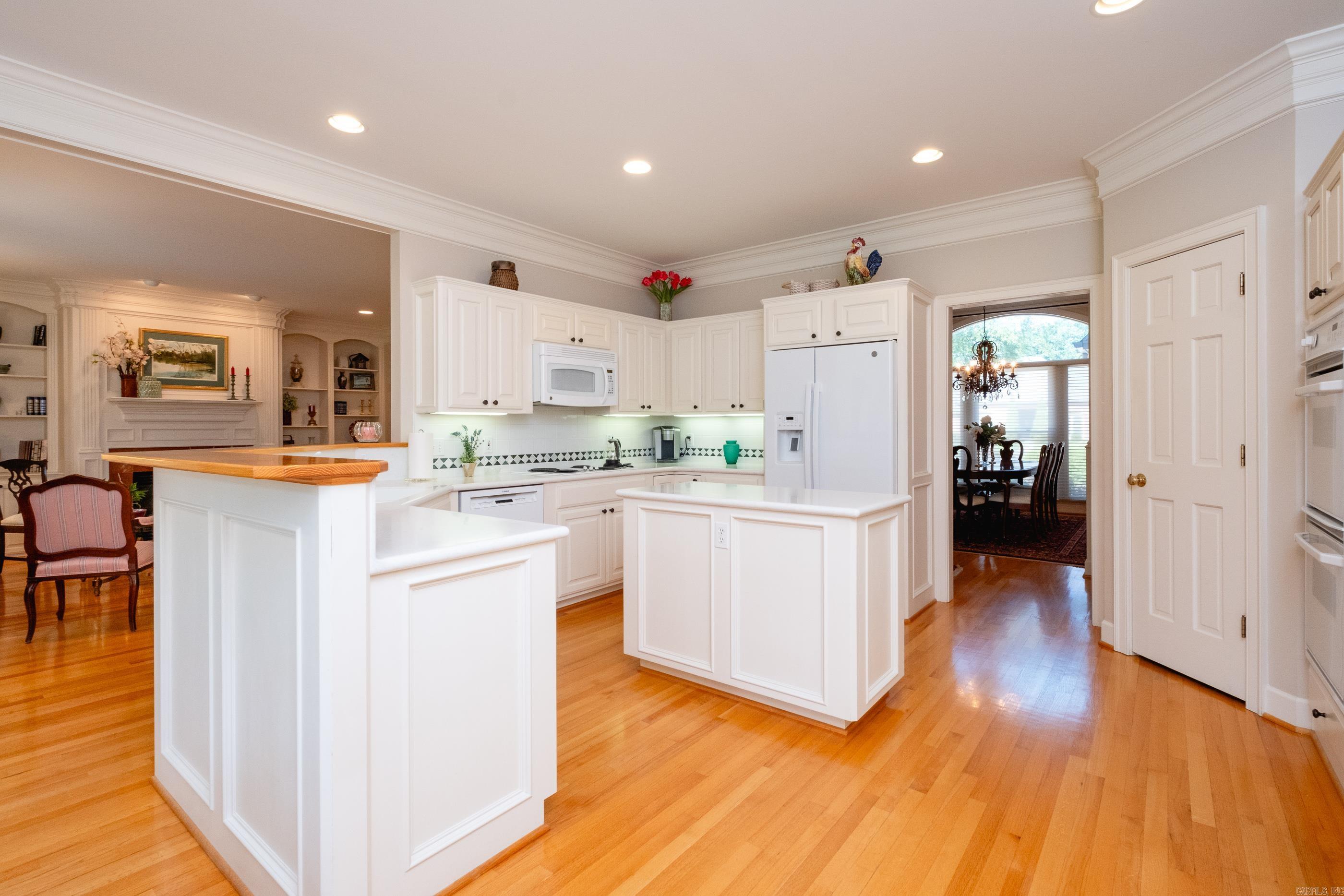 CHENAL VALLEY AVIGNON COURT - Residential