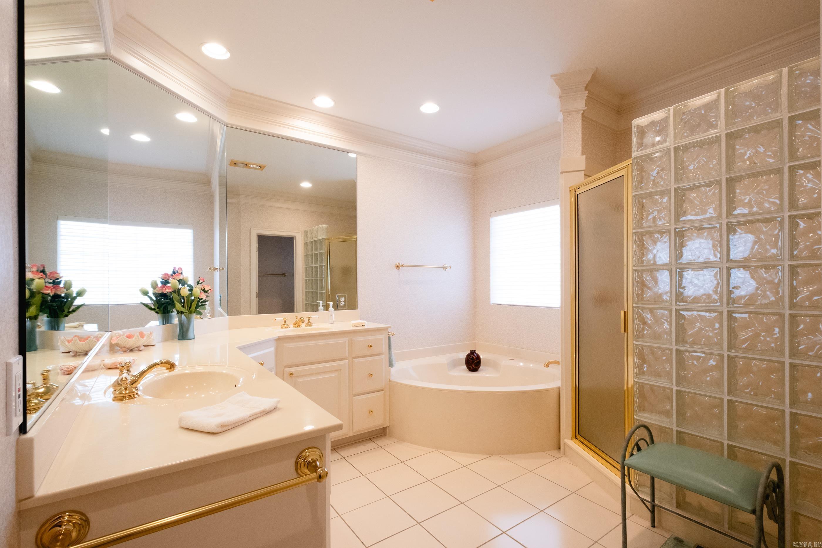 CHENAL VALLEY AVIGNON COURT - Residential