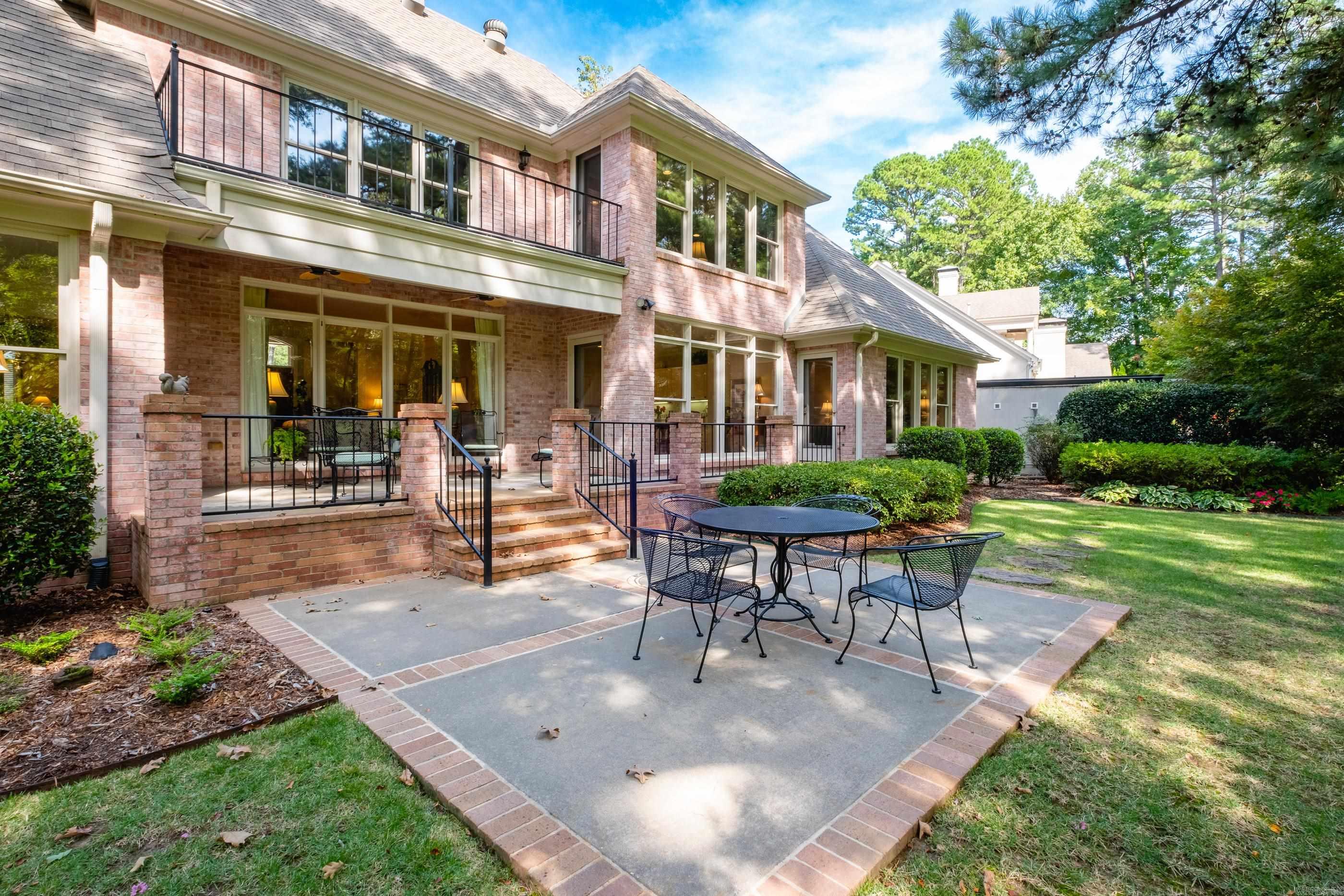 CHENAL VALLEY AVIGNON COURT - Residential