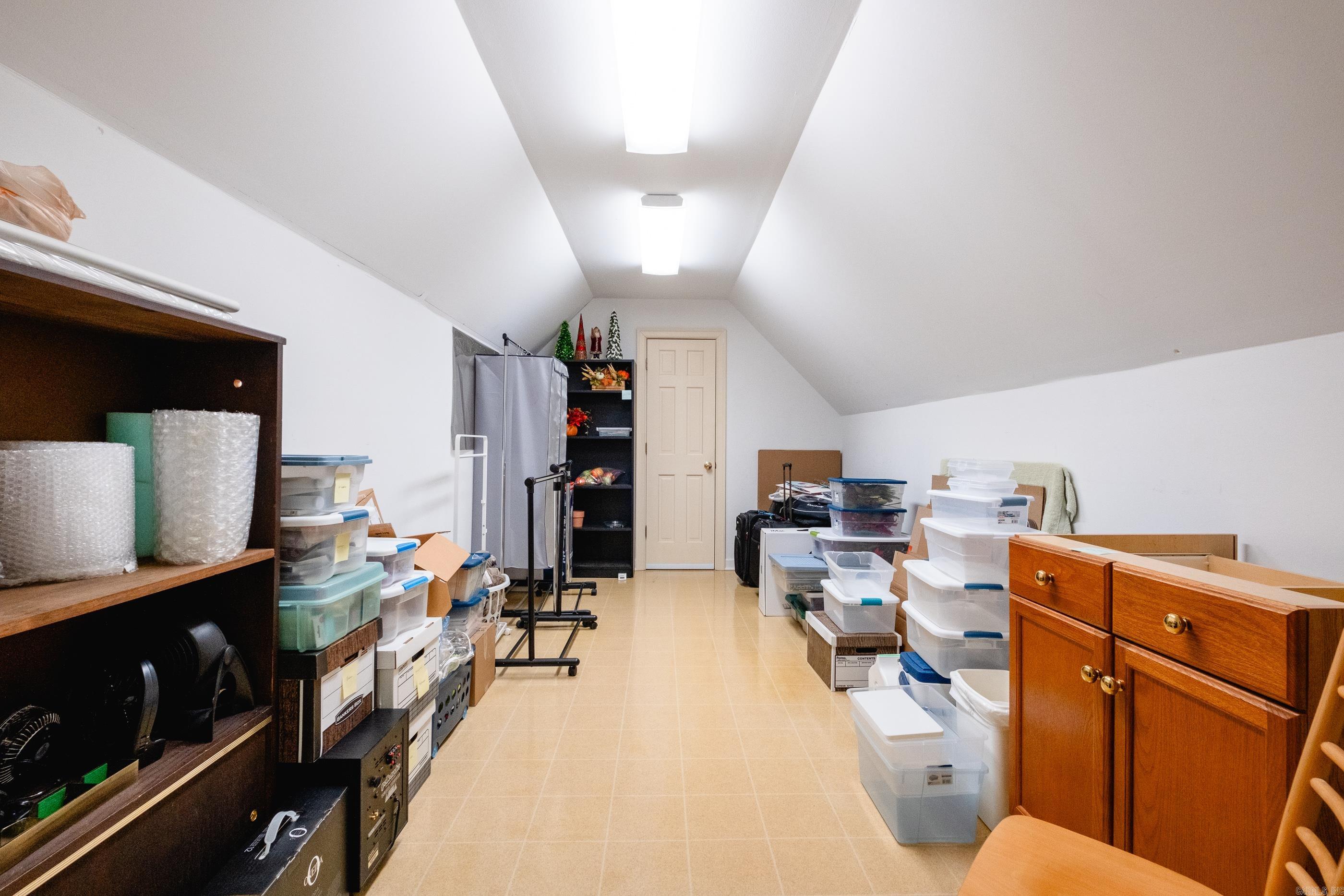 CHENAL VALLEY AVIGNON COURT - Residential