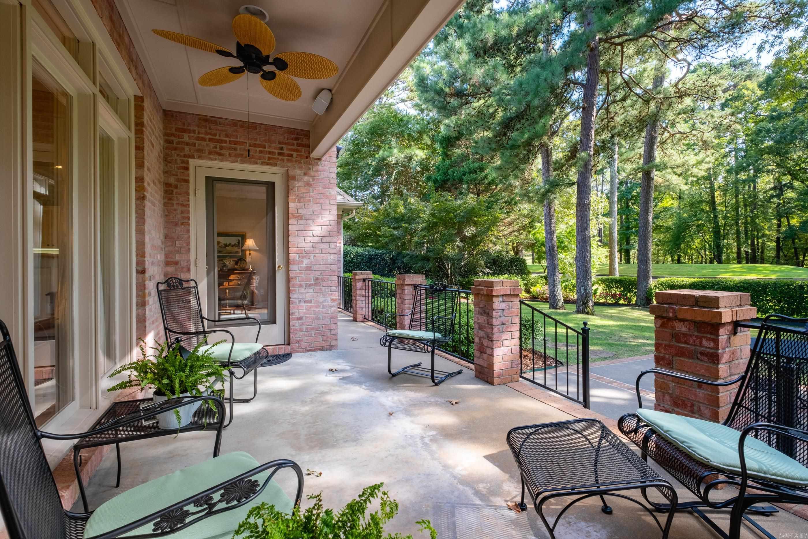 CHENAL VALLEY AVIGNON COURT - Residential