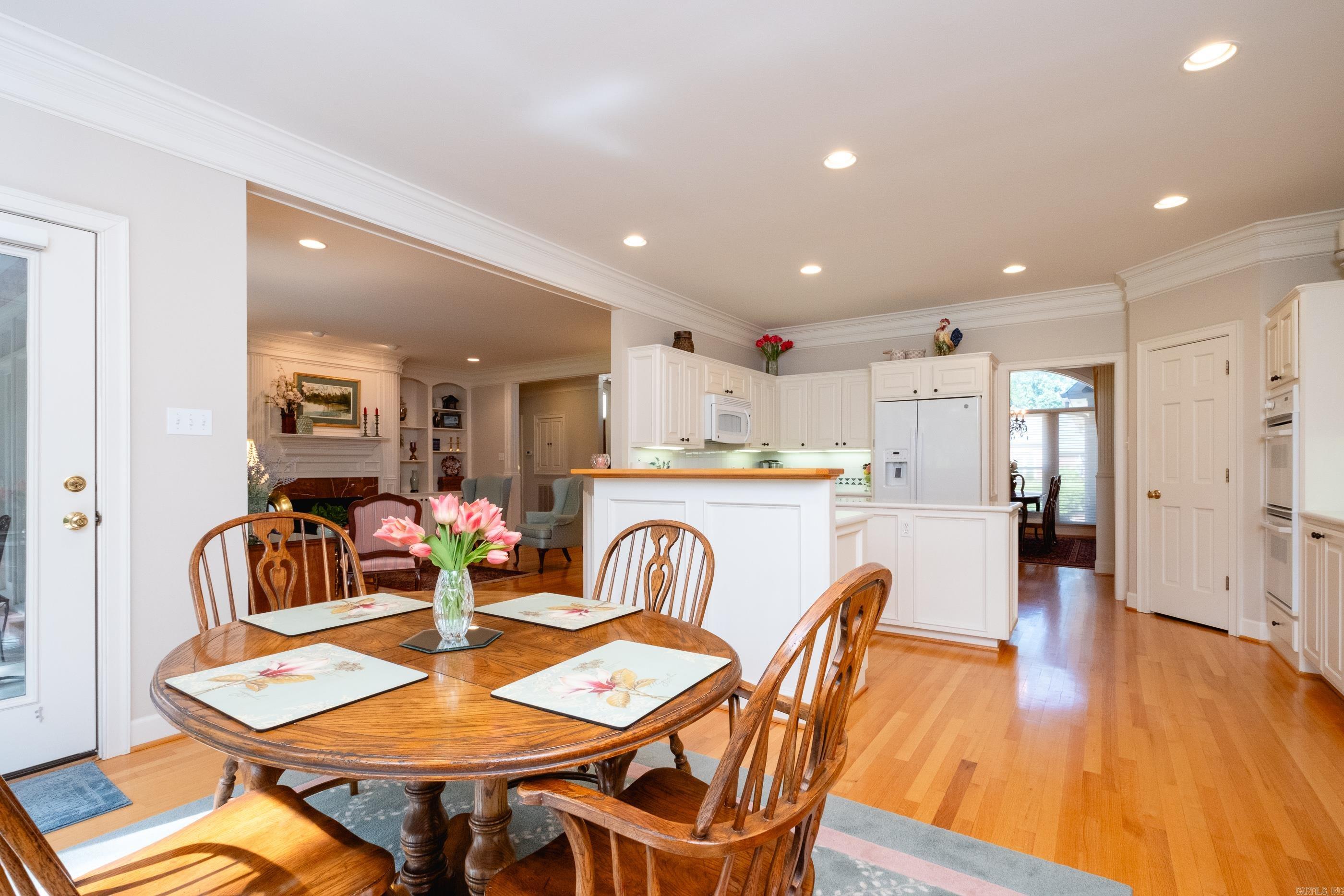 CHENAL VALLEY AVIGNON COURT - Residential