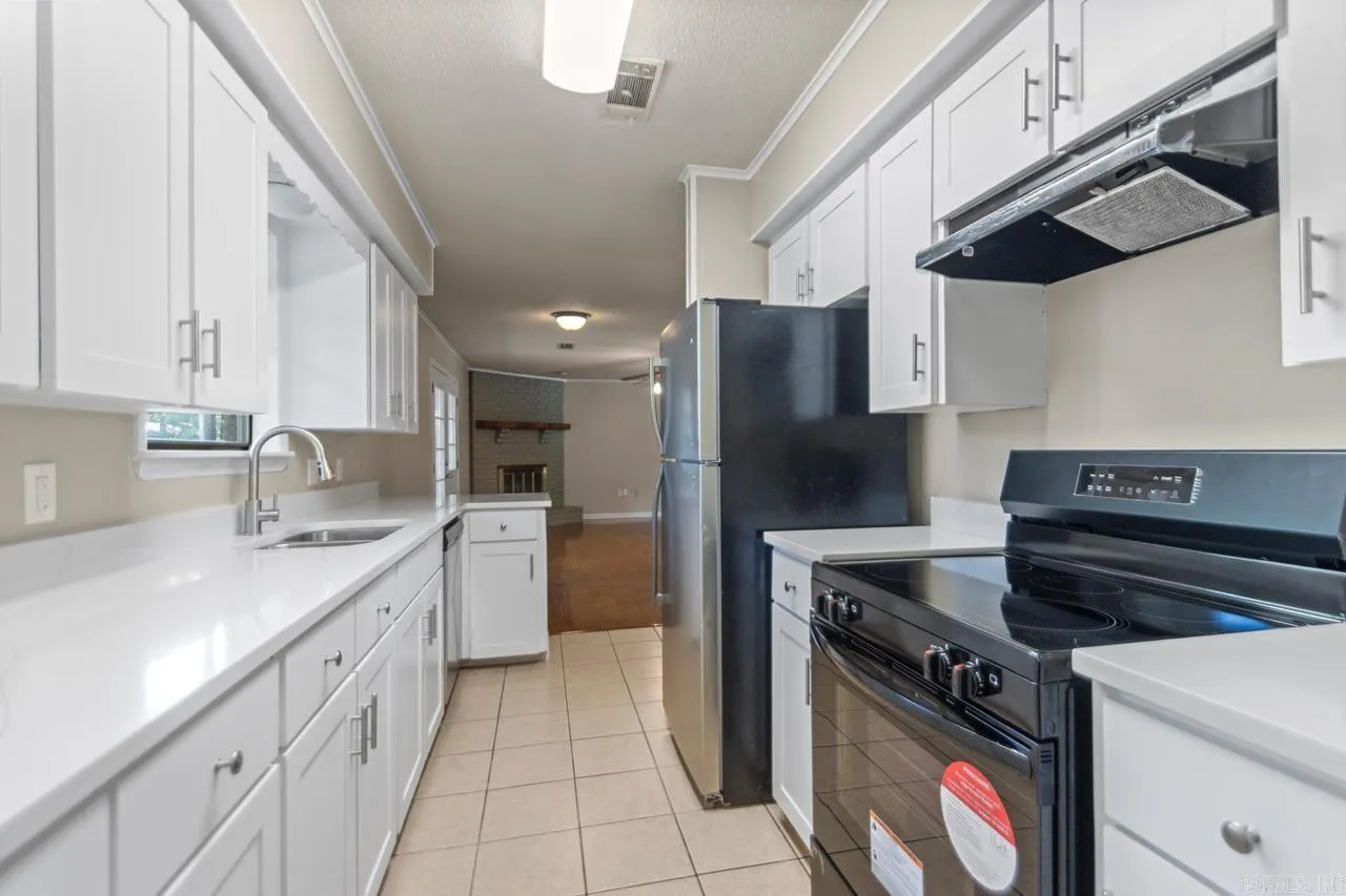 Conway, Arkansas 72032, United States, 3 Bedrooms Bedrooms, ,2 BathroomsBathrooms,Residential,Active,177248