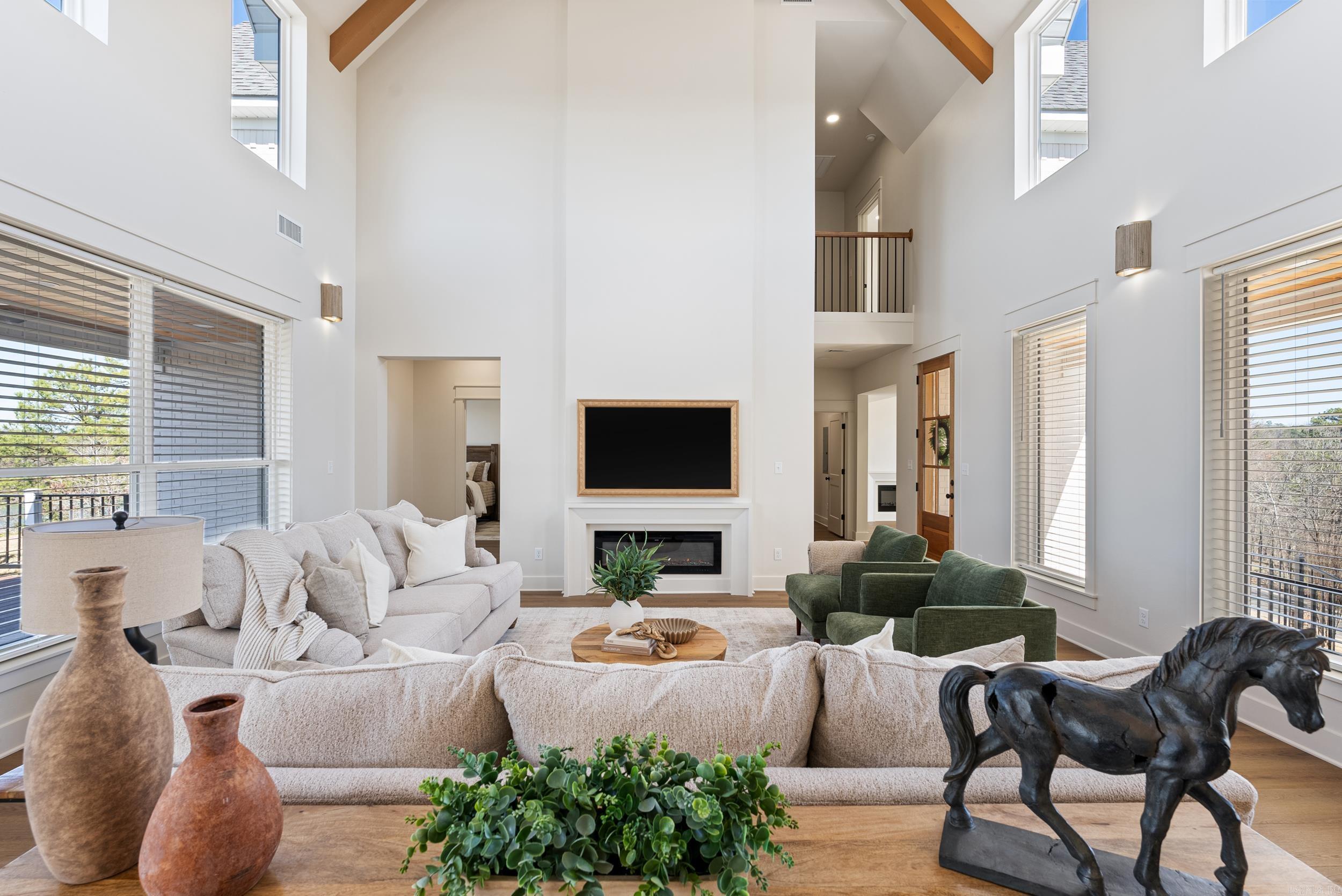 LAKE FOREST SHORES - Residential