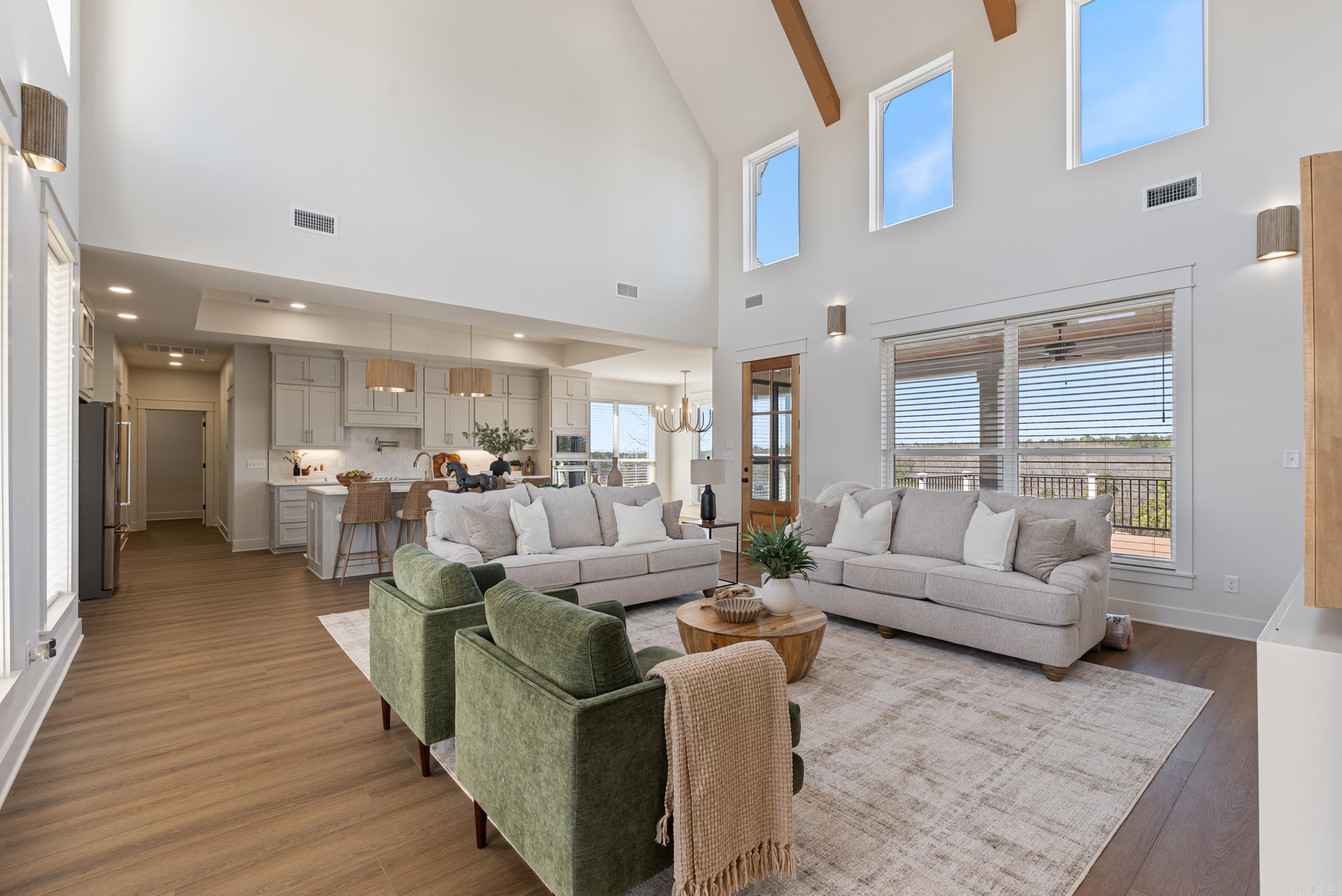 LAKE FOREST SHORES - Residential