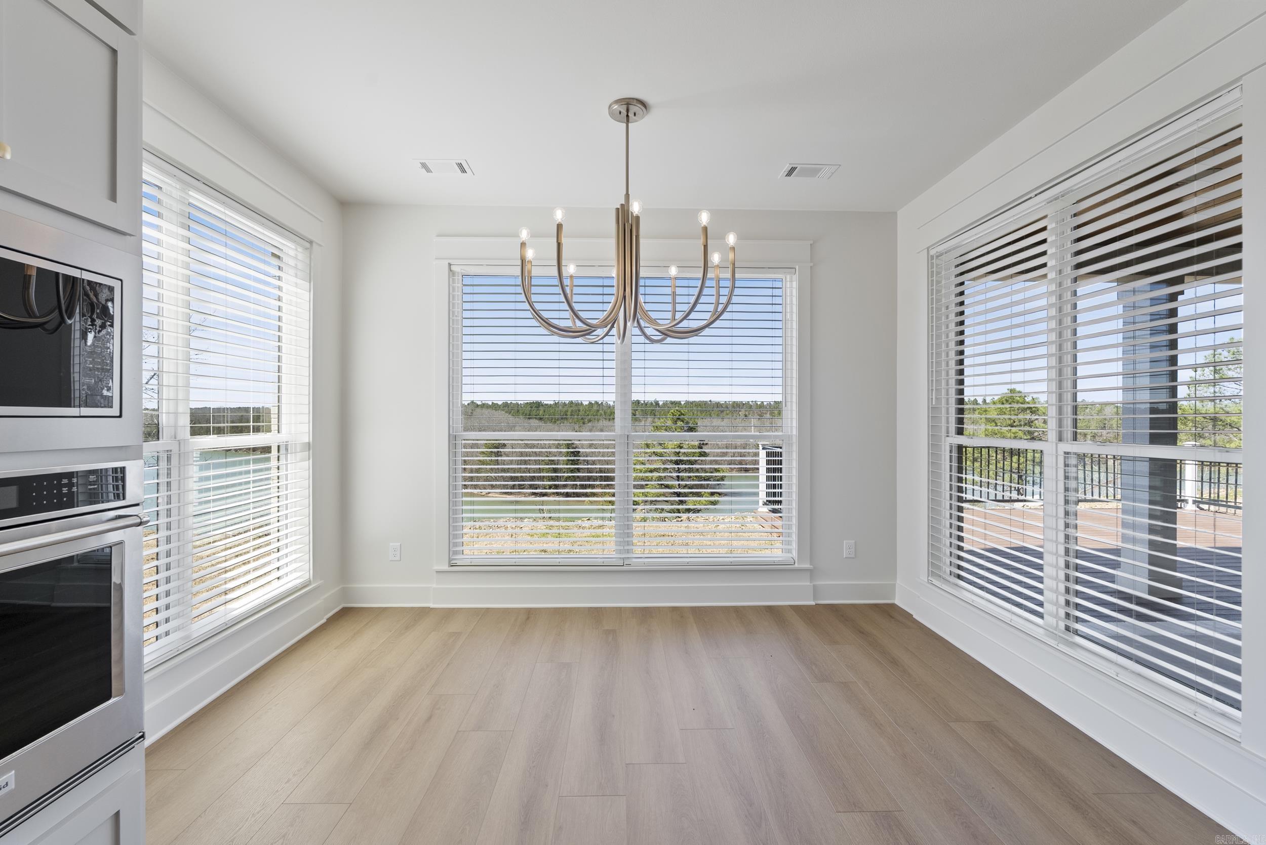 LAKE FOREST SHORES - Residential