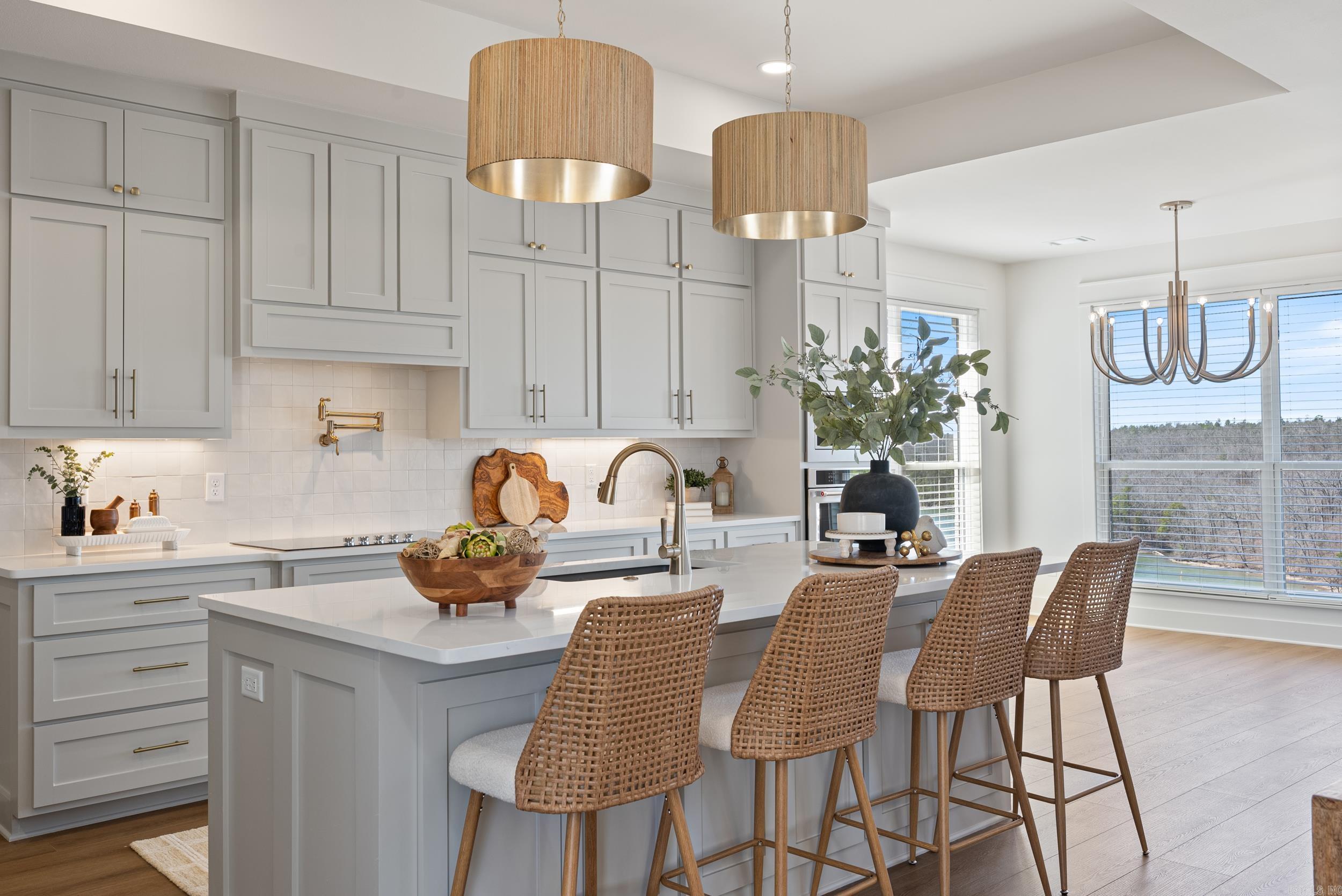LAKE FOREST SHORES - Residential