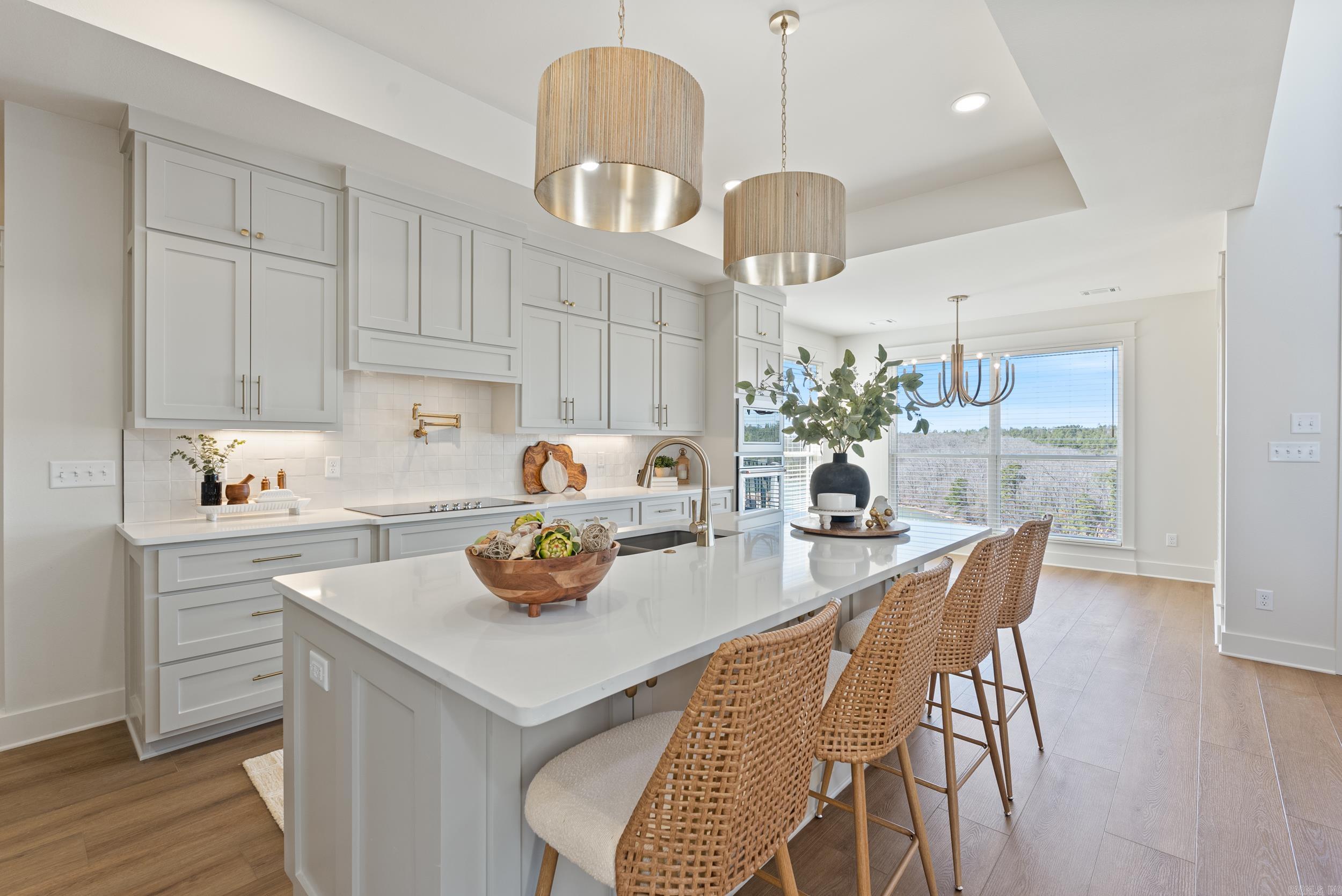 LAKE FOREST SHORES - Residential
