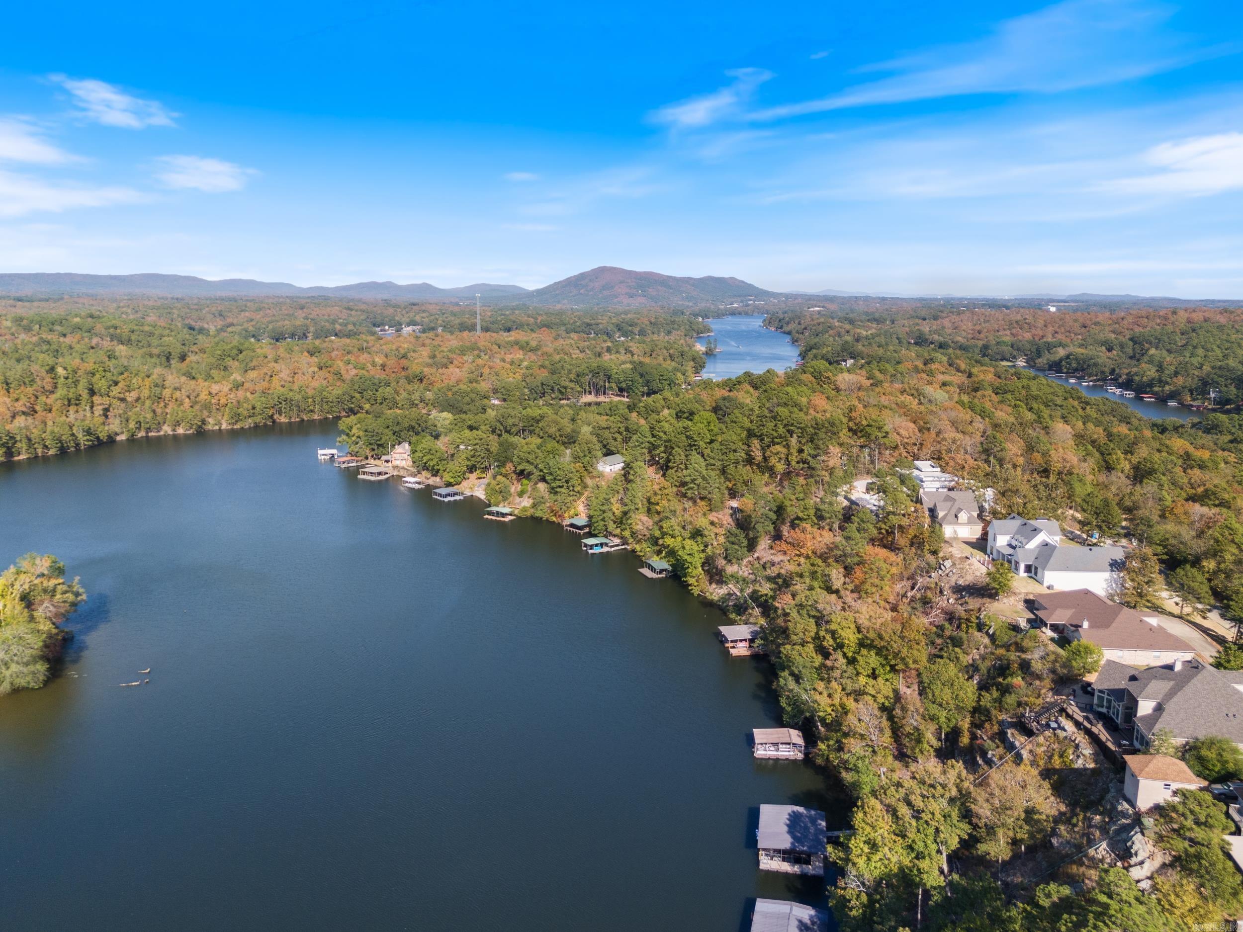 LAKE FOREST SHORES - Residential