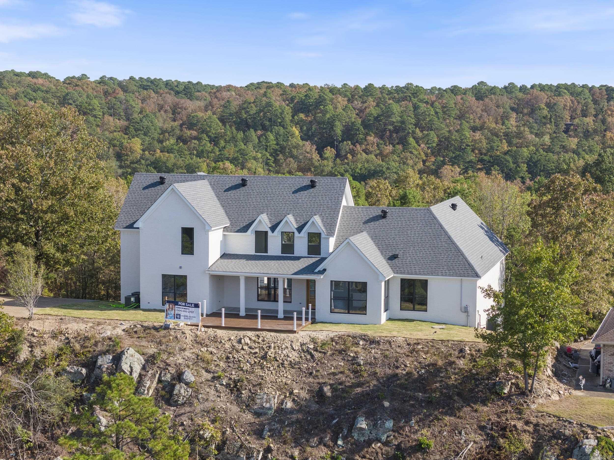 LAKE FOREST SHORES - Residential