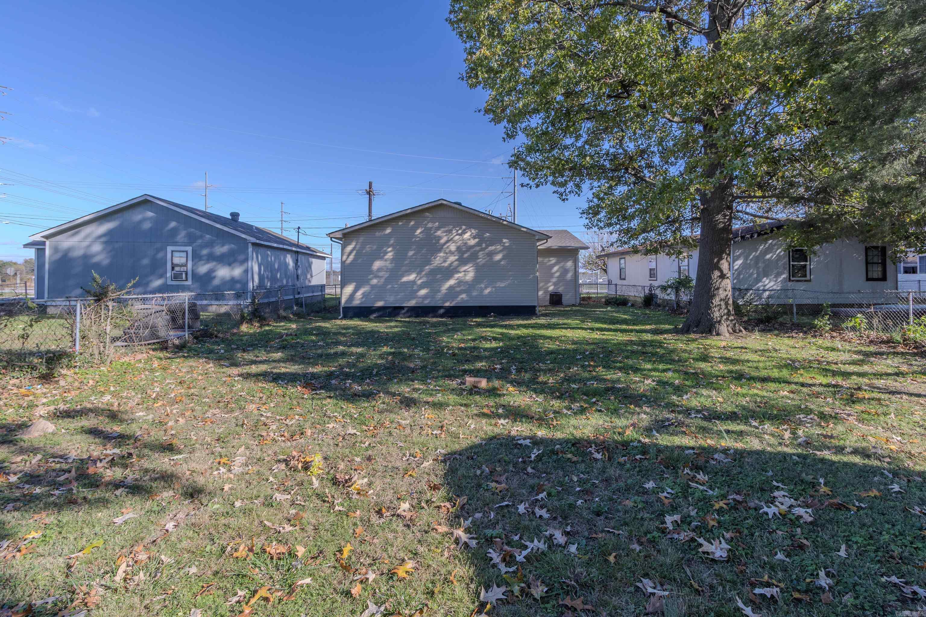 MAPLEWOOD - Residential